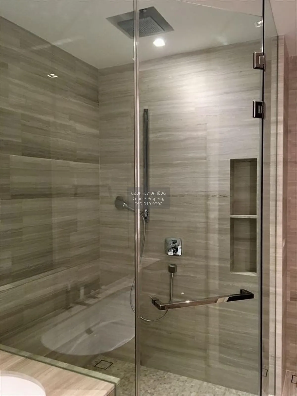 เช่าคอนโด  เดอะ ดิโพลแมท 39 BTS-พร้อมพงษ์ คลองตันเหนือ เขต วัฒนา 