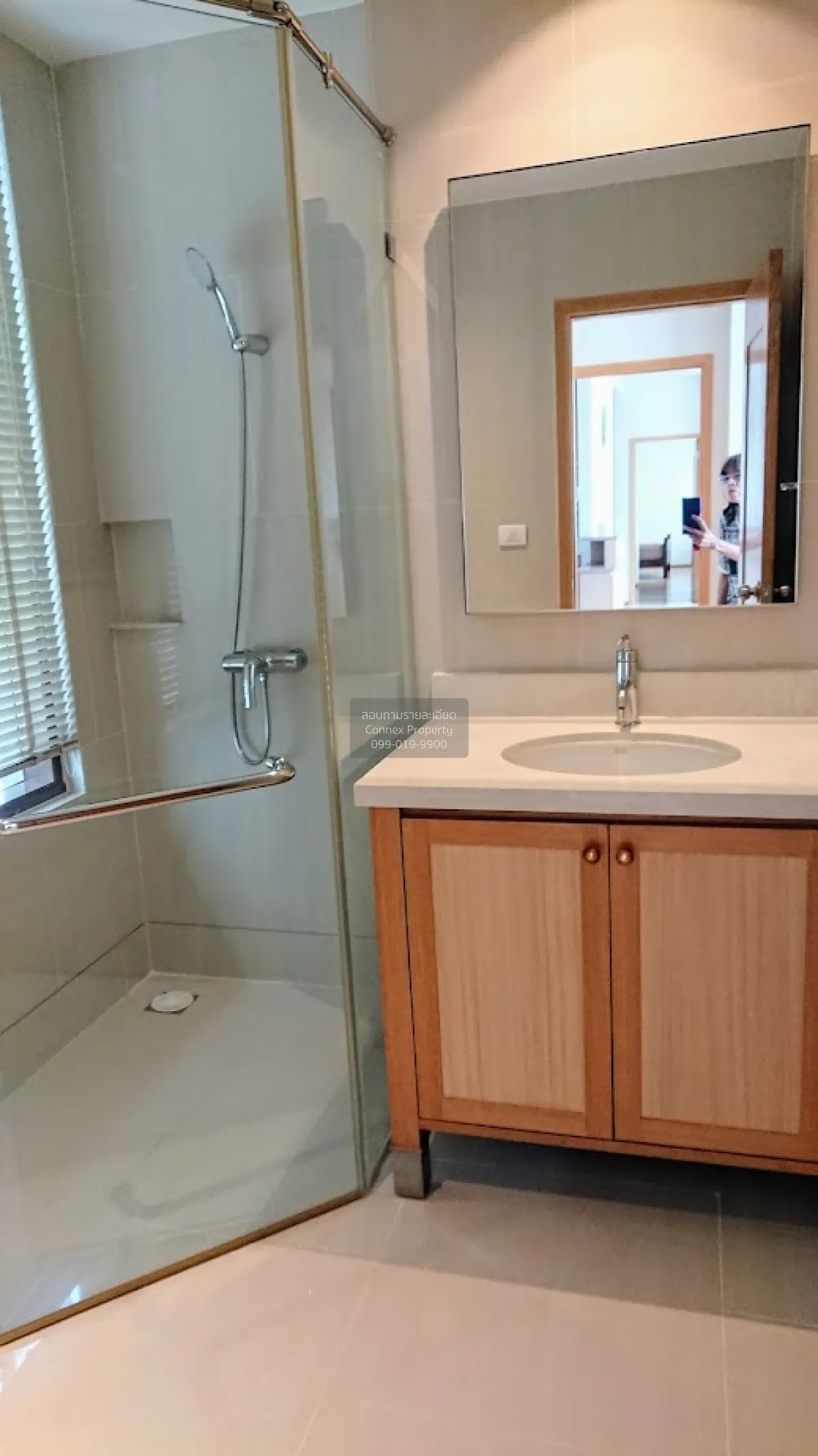 เช่าคอนโด  ดิ เอ็มโพริโอ เพลส BTS-พร้อมพงษ์ คลองเตย เขต คลองเตย ก