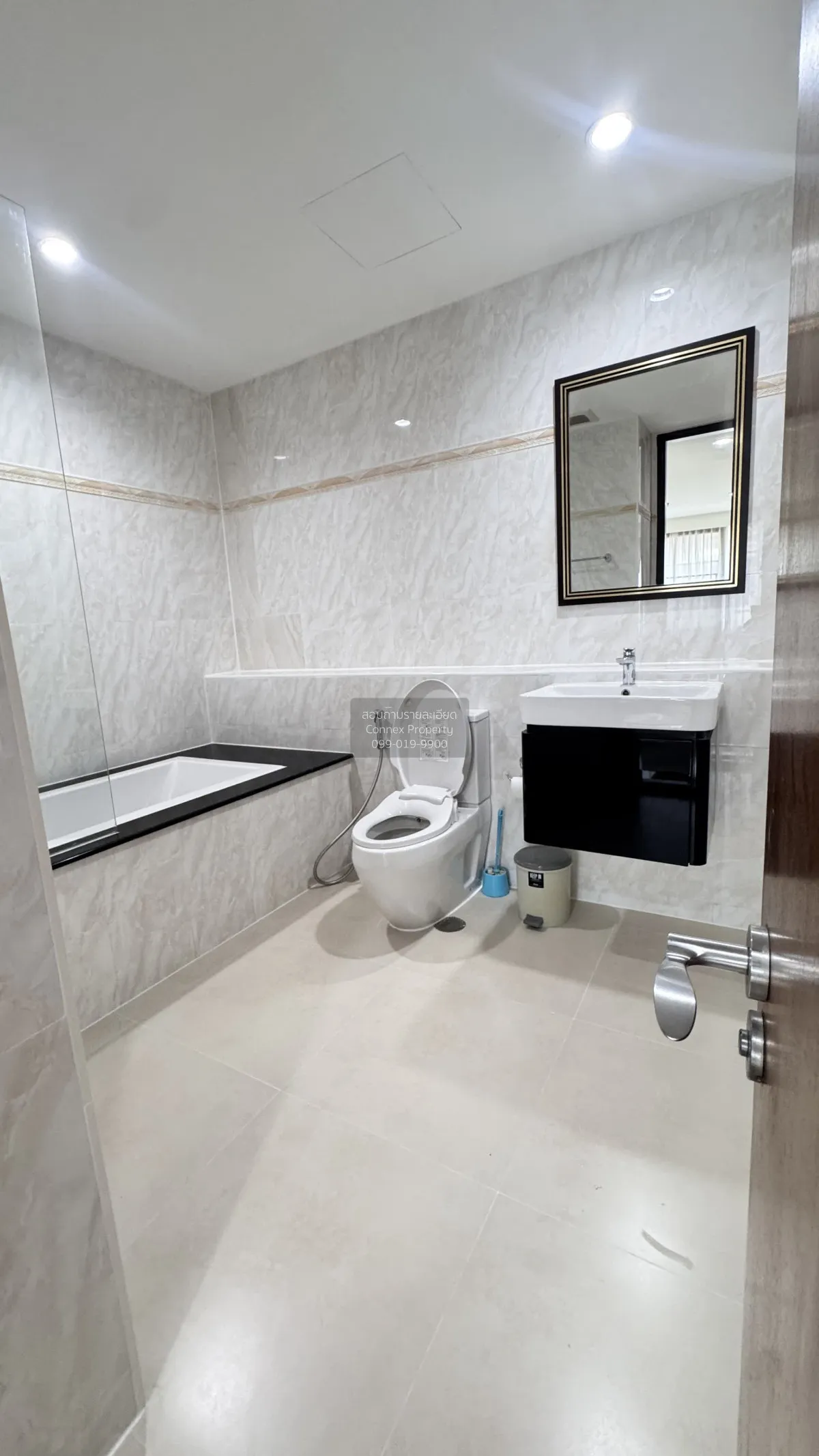 เช่าคอนโด  เดอะ เลค BTS-อโศก คลองเตย เขต คลองเตย กรุงเทพ CX-21875