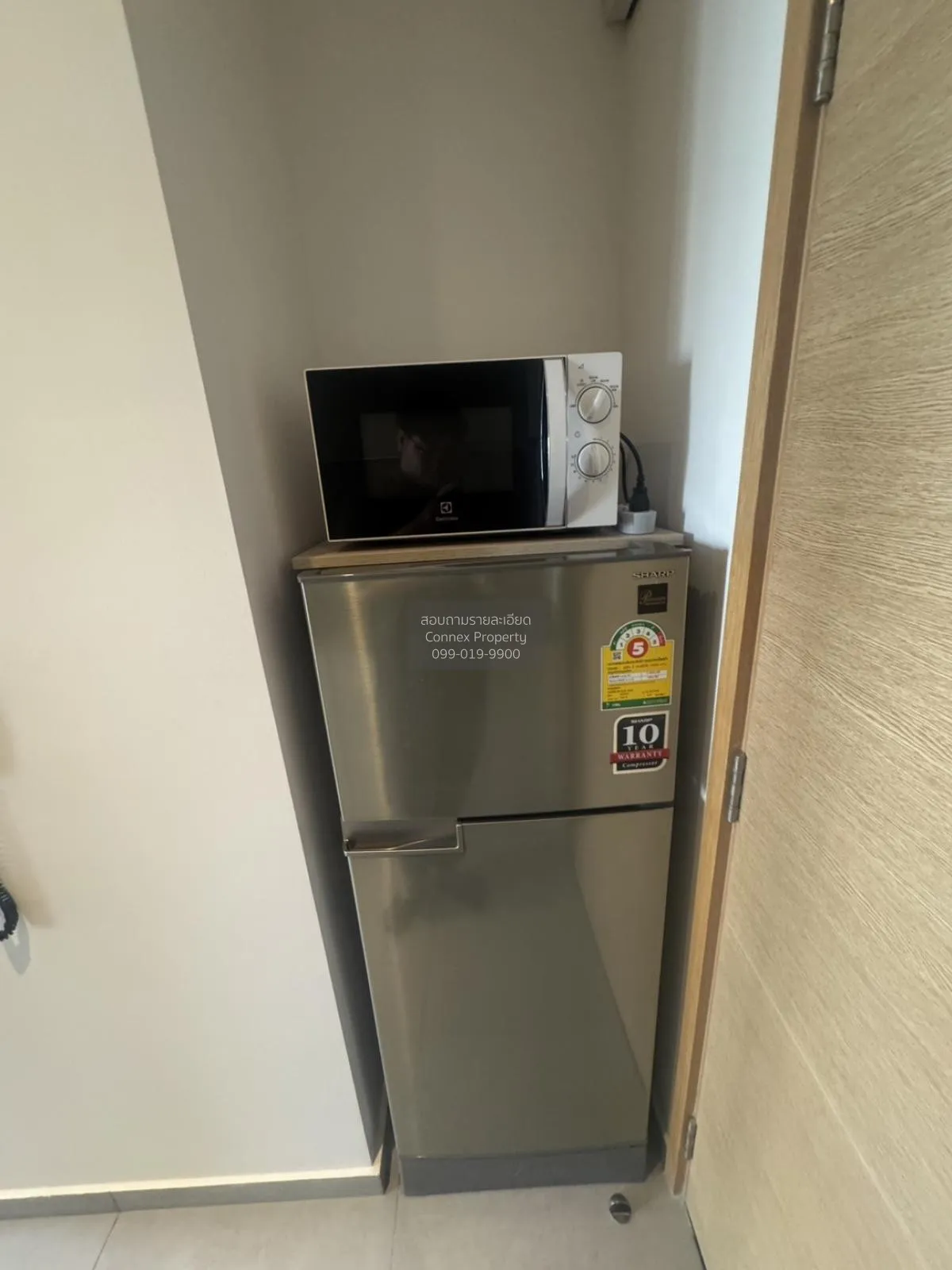 FOR RENT condo , The Lofts Ekkamai , BTS-Ekkamai , Phra Khanong N