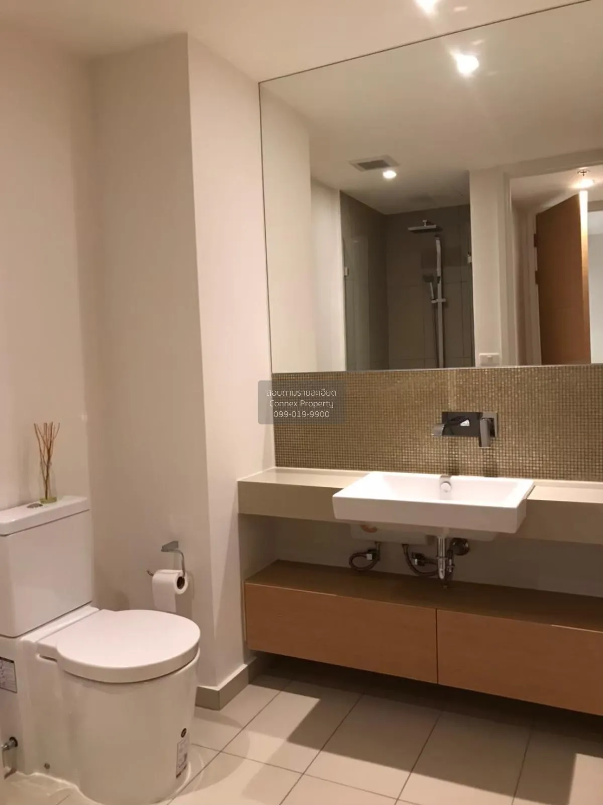 FOR SALE condo , The Lofts Ekkamai , BTS-Ekkamai , Phra Khanong N