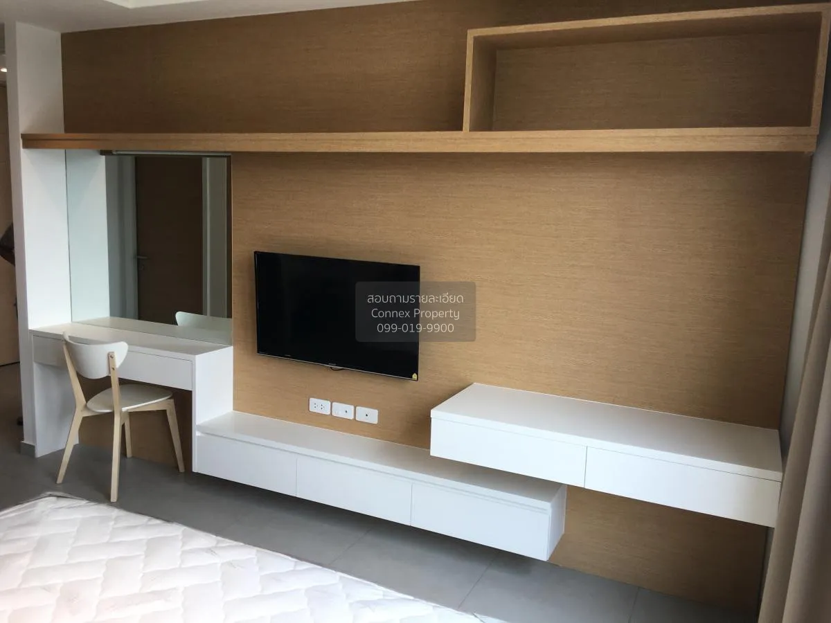 FOR RENT condo , The Lofts Ekkamai , BTS-Ekkamai , Phra Khanong N