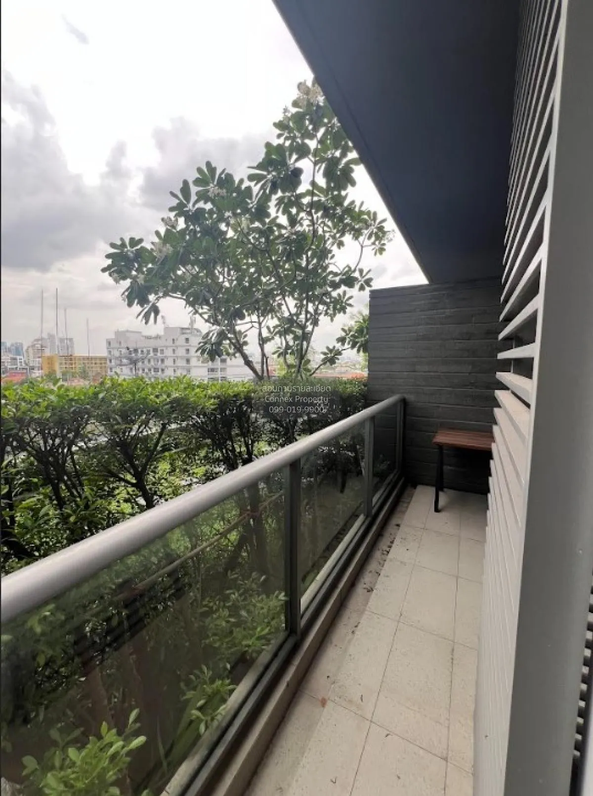 FOR RENT condo , The Lofts Ekkamai , BTS-Ekkamai , Phra Khanong N