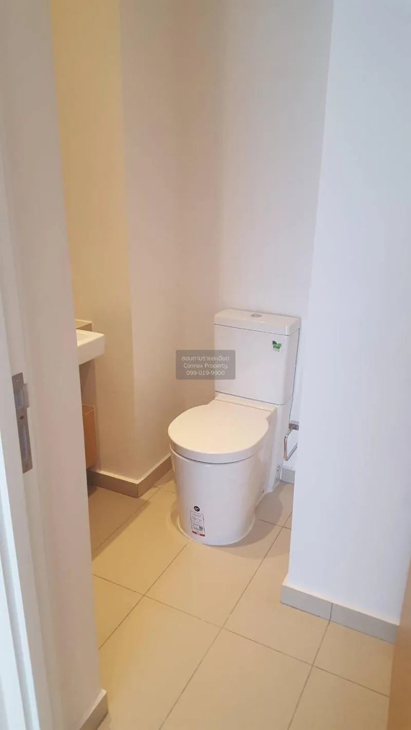 FOR RENT condo , The Lofts Ekkamai , BTS-Ekkamai , Phra Khanong N