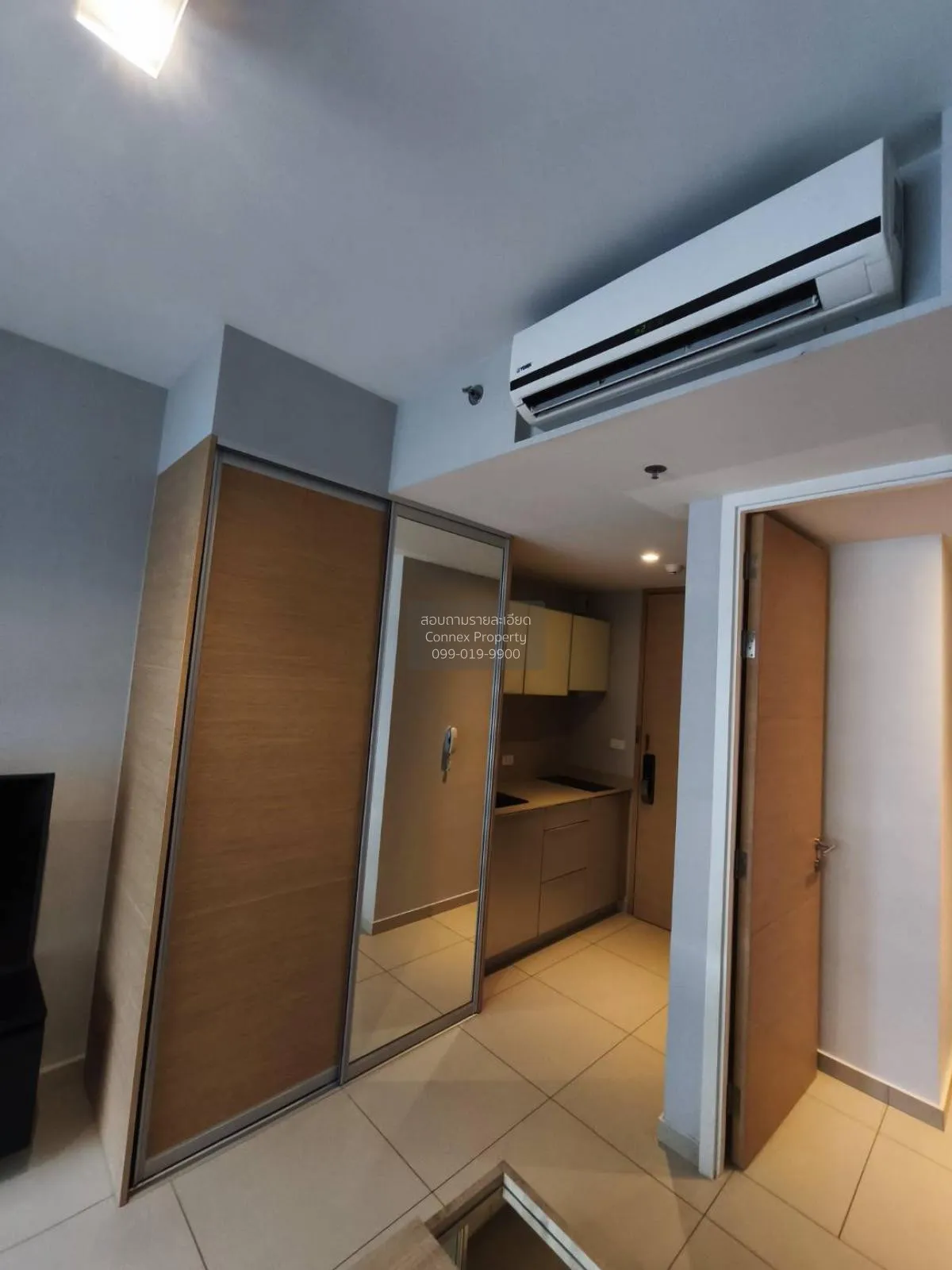 FOR RENT condo , The Lofts Ekkamai , BTS-Ekkamai , Phra Khanong N 4