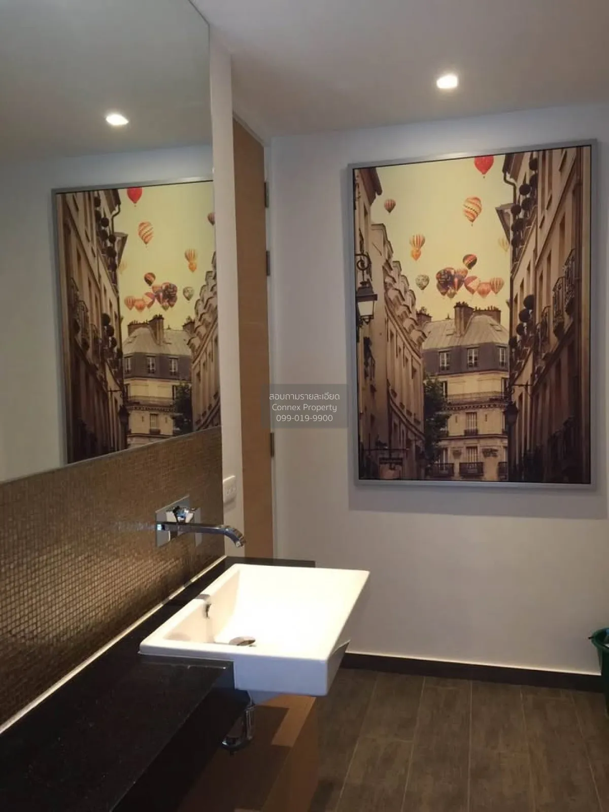 FOR RENT condo , The Lofts Ekkamai , BTS-Ekkamai , Phra Khanong N