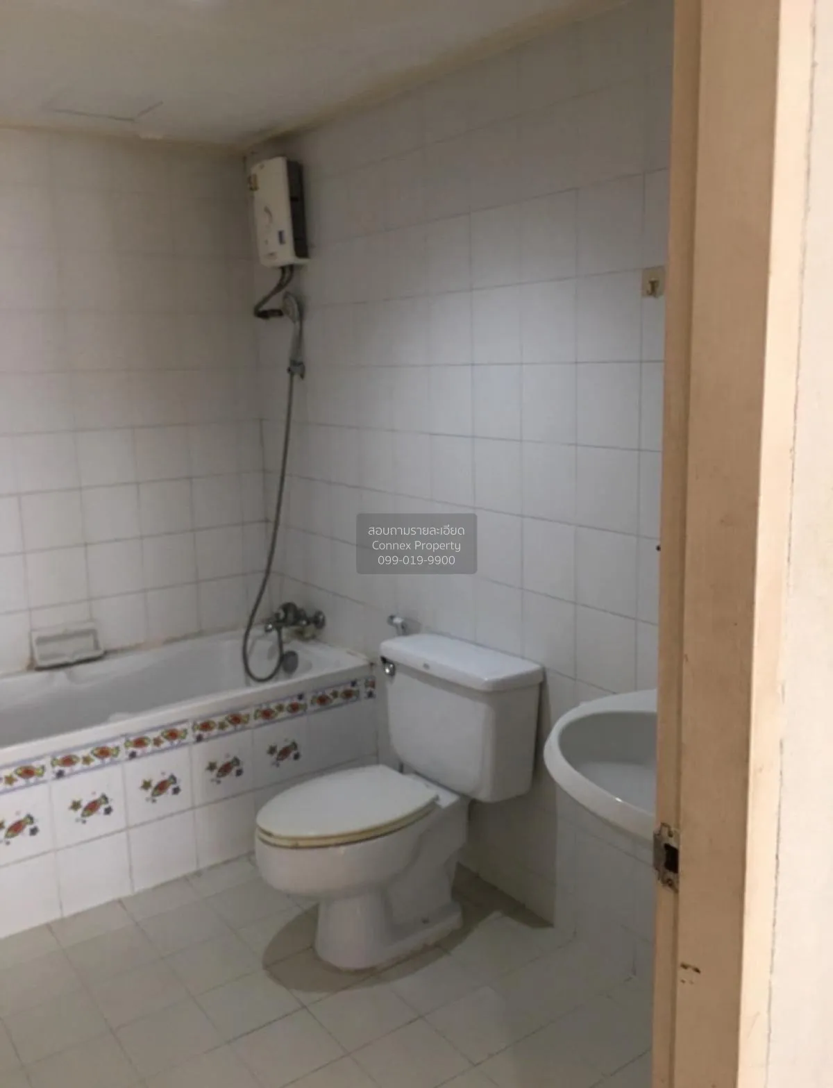 เช่าคอนโด  เดอะ วอเตอร์ฟอร์ด พระราม 4 BTS-พระโขนง คลองเตย เขต พระ