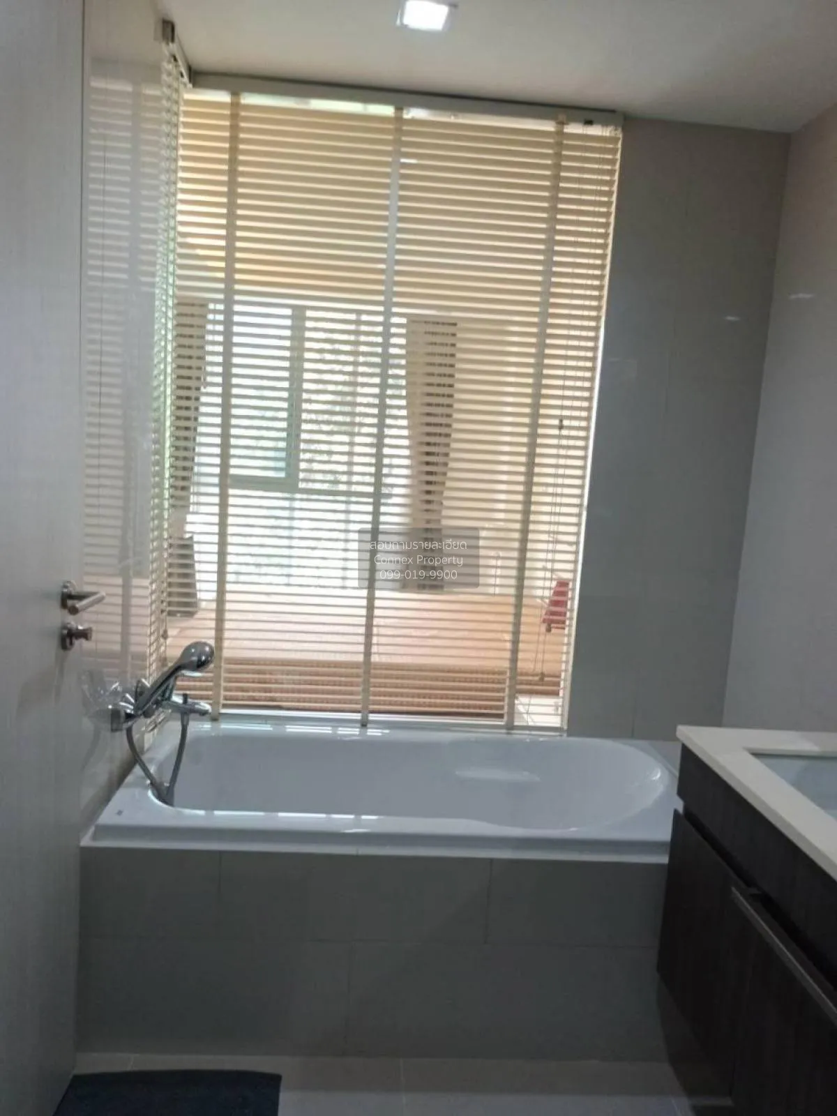 เช่าคอนโด  เวีย 49 BTS-พร้อมพงษ์ คลองตันเหนือ เขต วัฒนา กรุงเทพ C