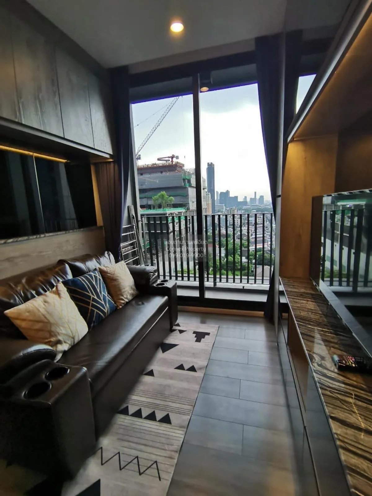 FOR RENT condo , Whizdom Essence , BTS-Punnawithi , Phra Khanong  1