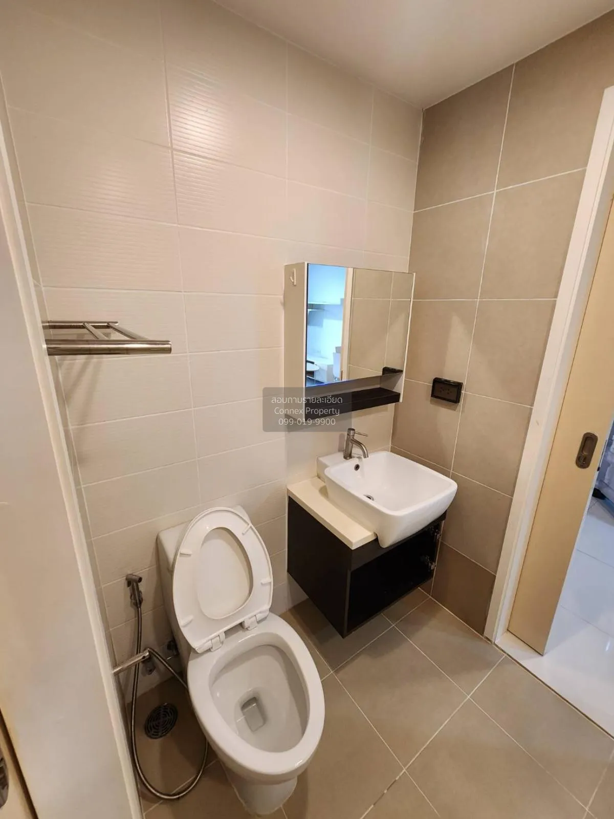 FOR RENT condo , Whizdom The Exclusive , BTS-Punnawithi , Bang Ch