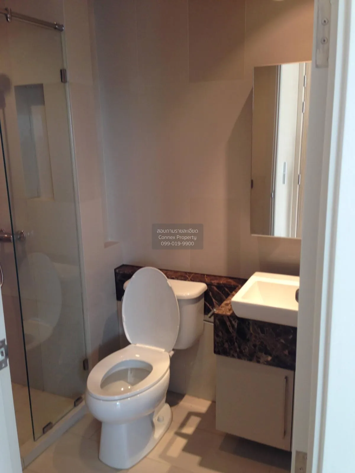 FOR RENT condo , Fuse Sathorn - Taksin , BTS-Wongwian Yai , Bang 