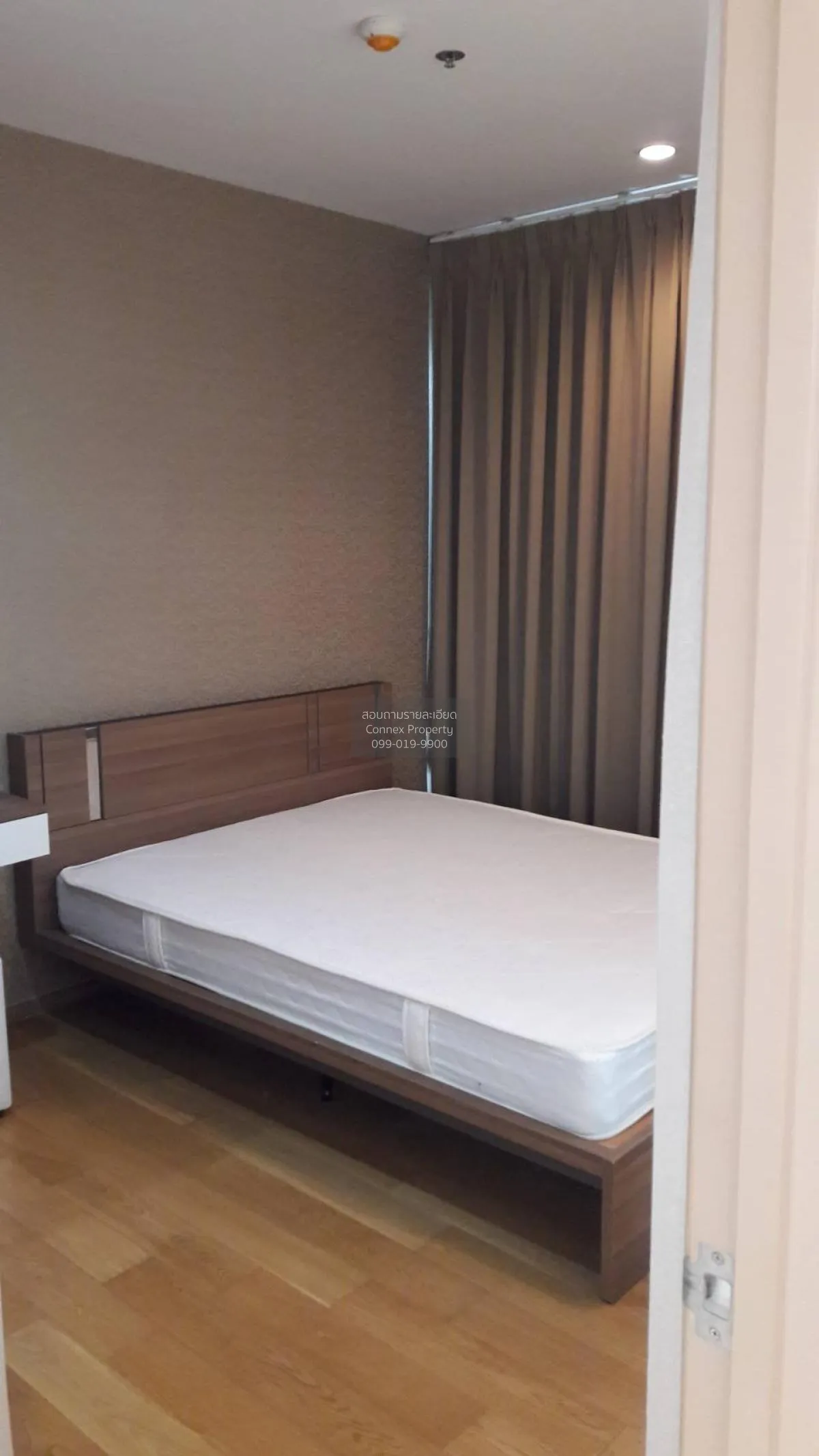 FOR RENT condo , Fuse Sathorn - Taksin , BTS-Wongwian Yai , Bang  2