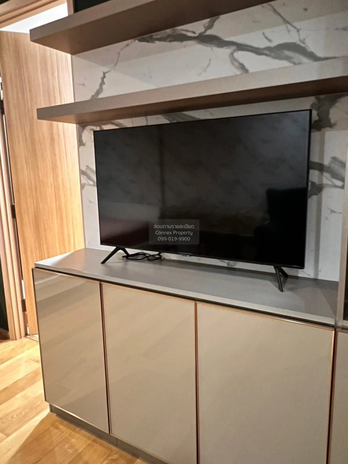 FOR RENT condo , Fuse Sathorn - Taksin , BTS-Wongwian Yai , Bang  2