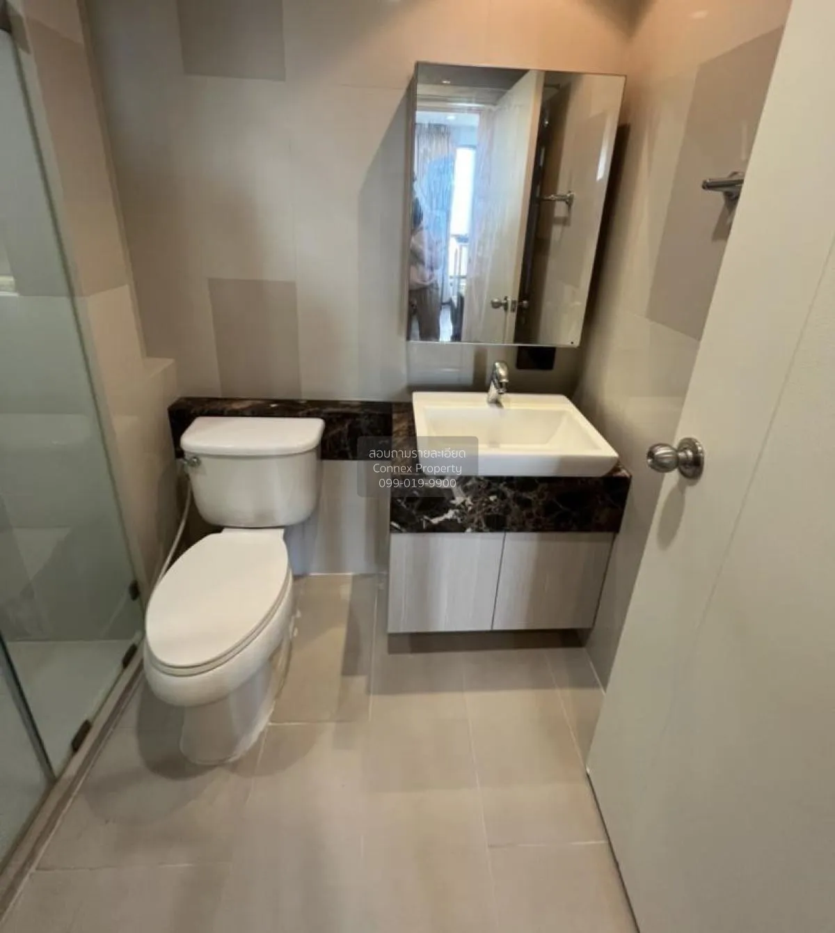 FOR SALE condo , Fuse Sathorn - Taksin , BTS-Wongwian Yai , Bang 