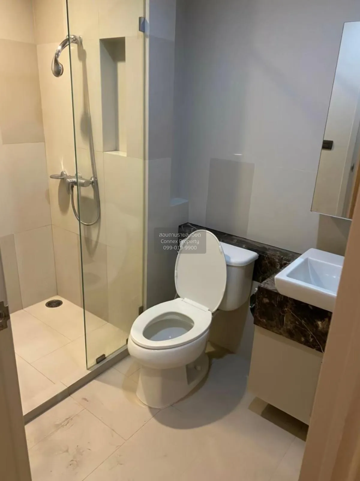 เช่าคอนโด  ฟิวส์ สาทร - ตากสิน BTS-วงเวียนใหญ่ บางลำภูล่าง เขต คล