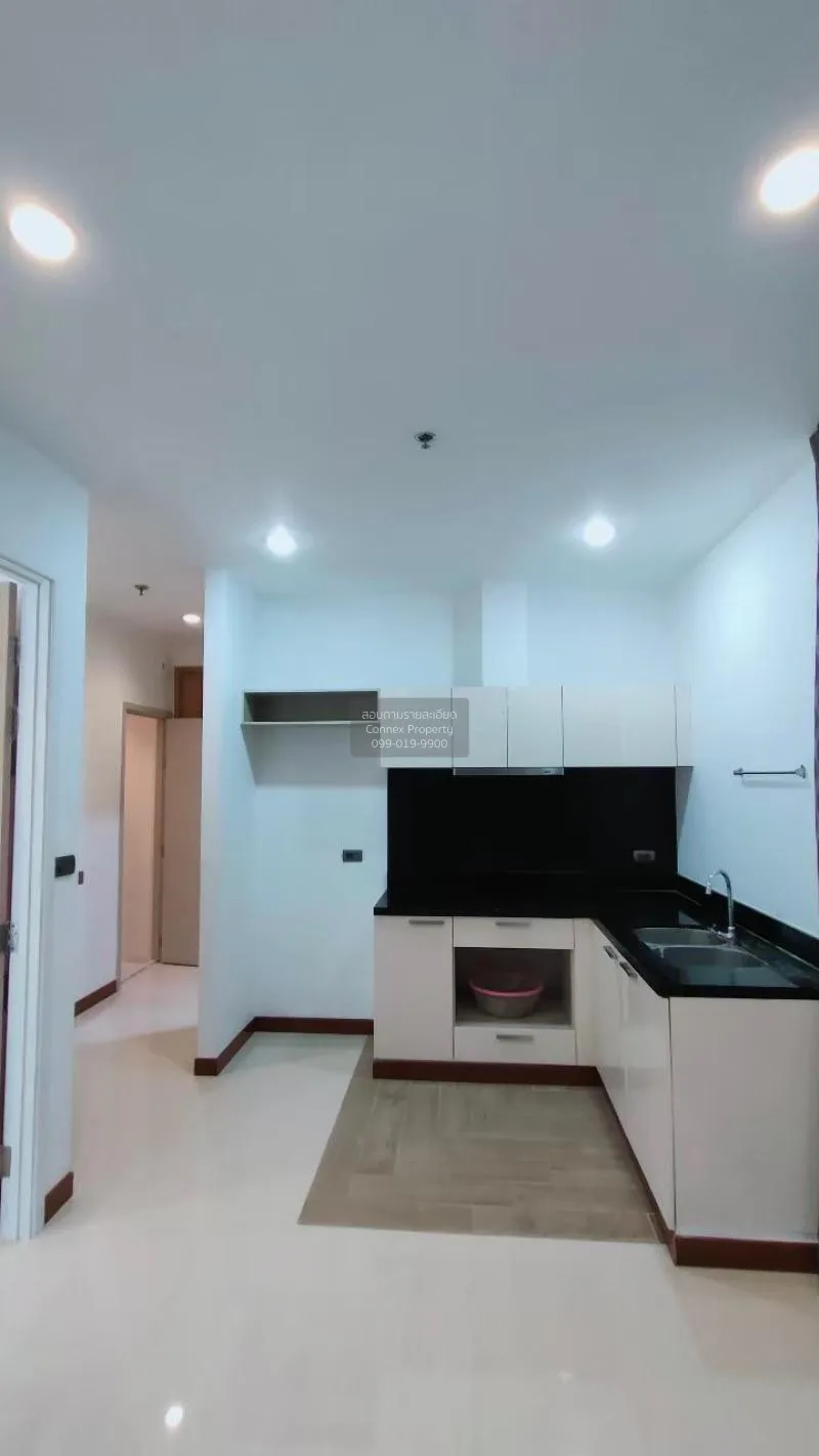 FOR RENT condo , Fuse Sathorn - Taksin , BTS-Wongwian Yai , Bang  2