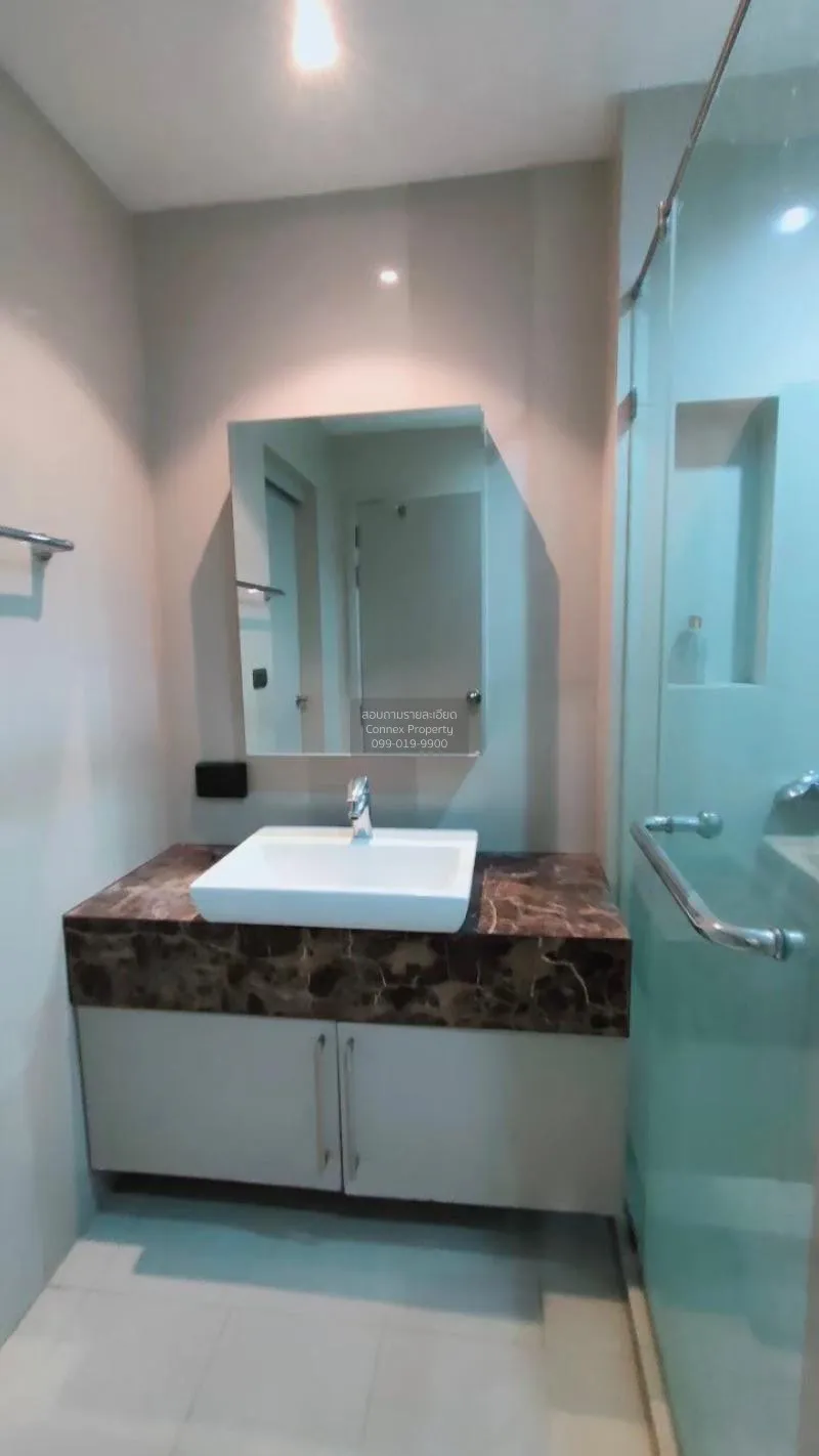 FOR RENT condo , Fuse Sathorn - Taksin , BTS-Wongwian Yai , Bang 