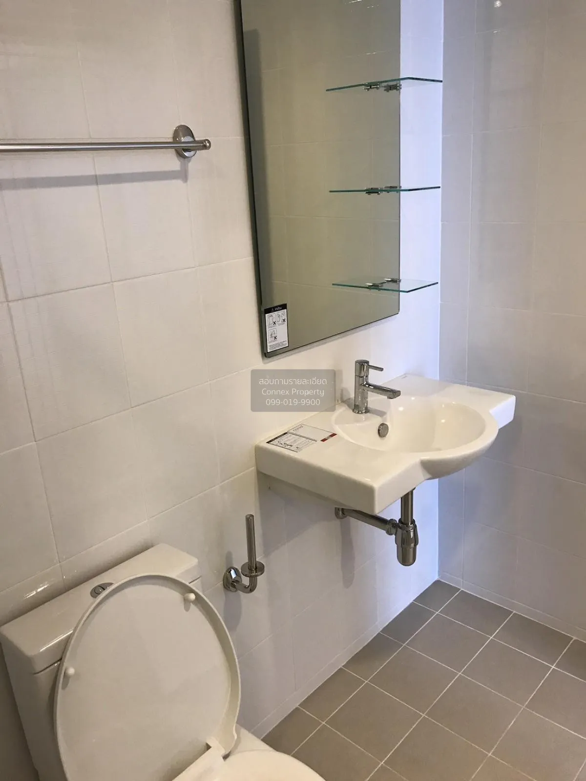 FOR SALE Condo , Ideo Sathorn - Thapra , high floor , BTS-Pho Nim