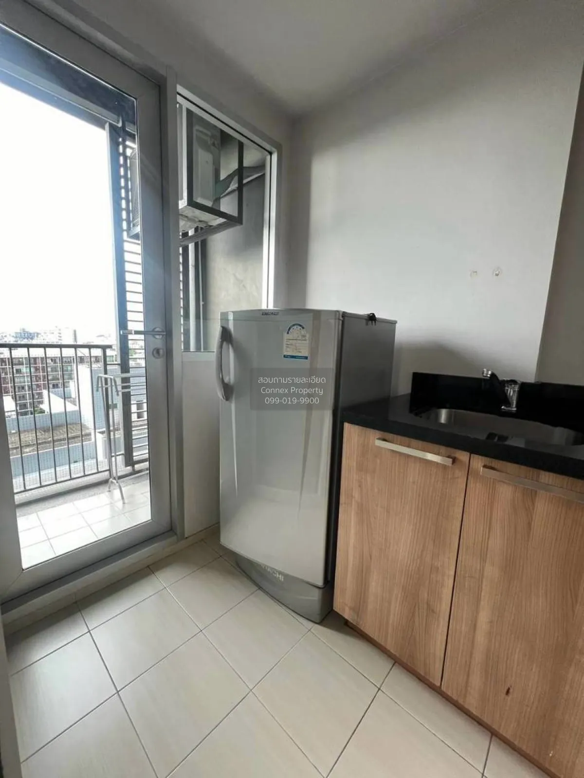 FOR RENT condo , Hive Taksin , BTS-Wongwian Yai , Khlong Ton Sai 