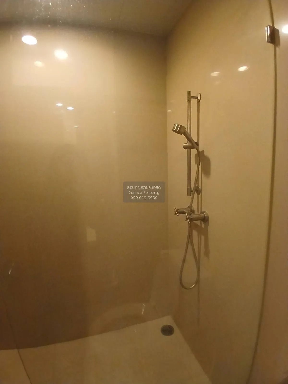 FOR RENT condo , Hive Taksin , BTS-Wongwian Yai , Khlong Ton Sai 