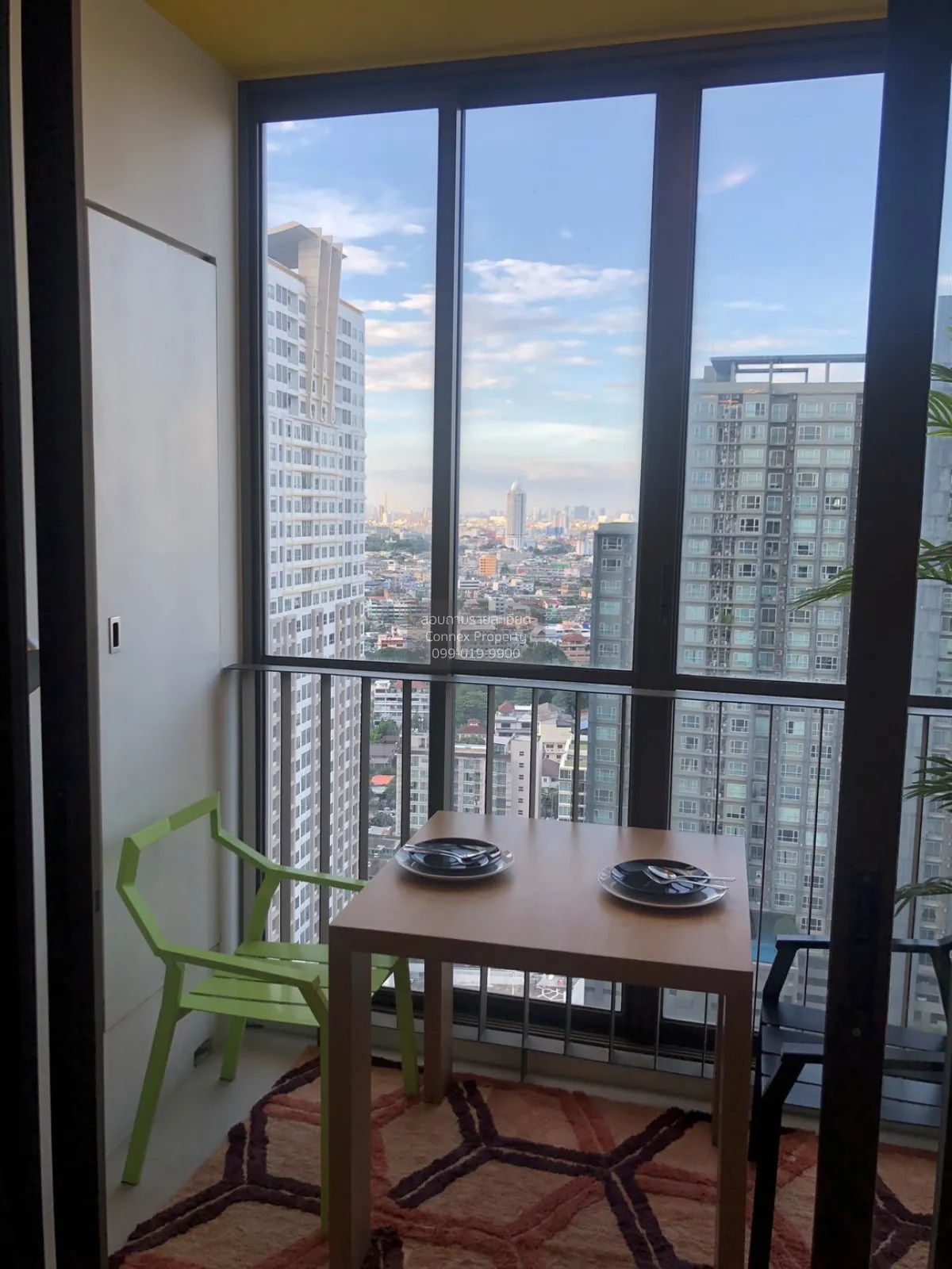 ขายคอนโด  ไอดีโอ สาทร - ตากสิน BTS-กรุงธนบุรี คลองต้นไทร เขต คลอง