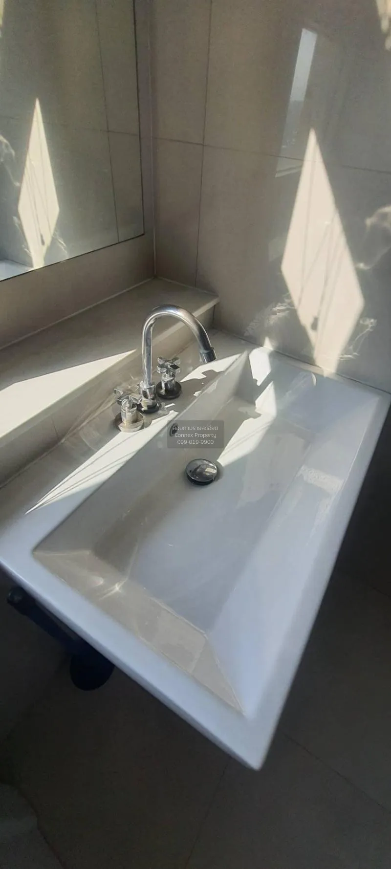 FOR RENT condo , Ivy sathorn 10 , BTS-Chong Nonsi , Silom , Bang 