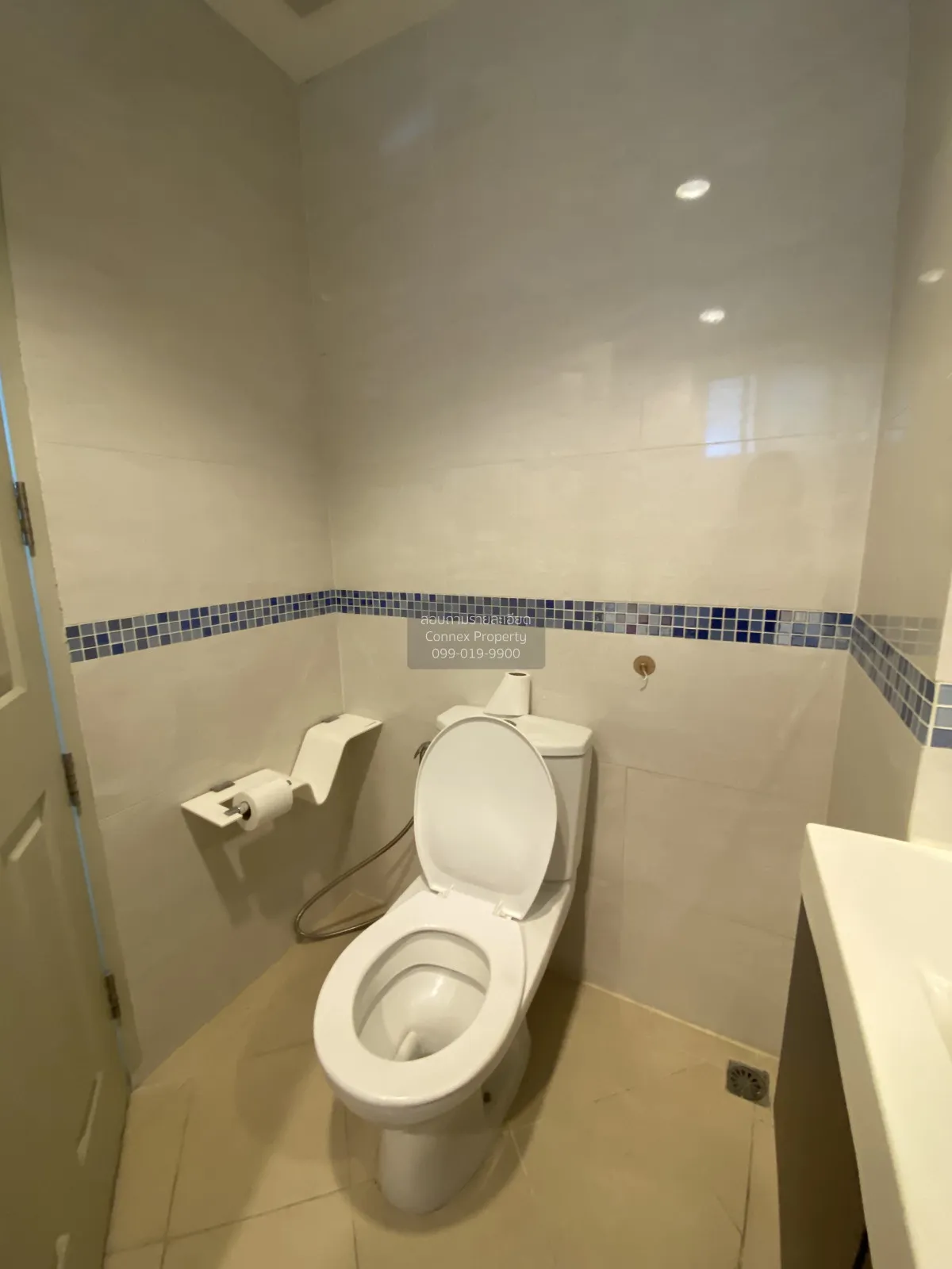 FOR RENT condo , Life @ Sathorn 10 , BTS-Chong Nonsi , Silom , Ba