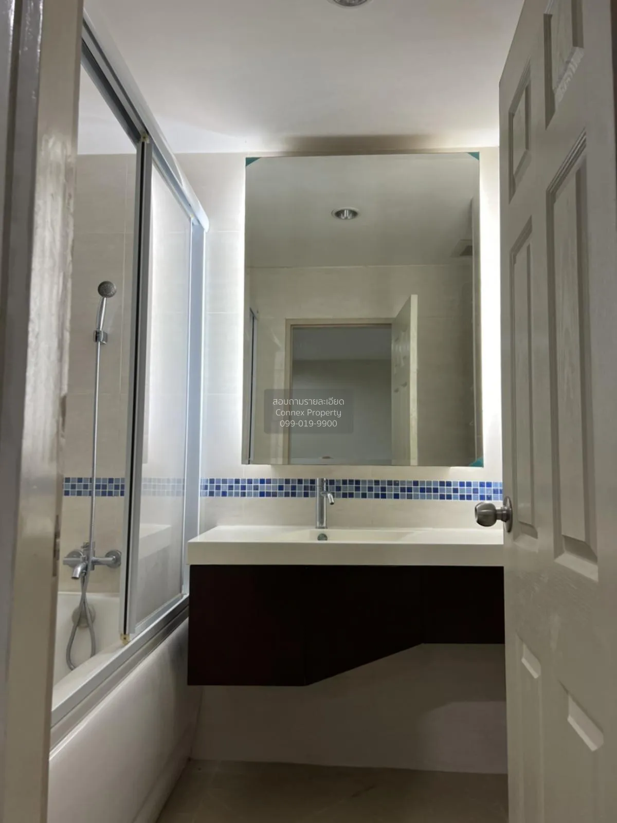 เช่าคอนโด  ไลฟ์ แอท สาทร 10 BTS-ช่องนนทรี สีลม เขต บางรัก กรุงเทพ