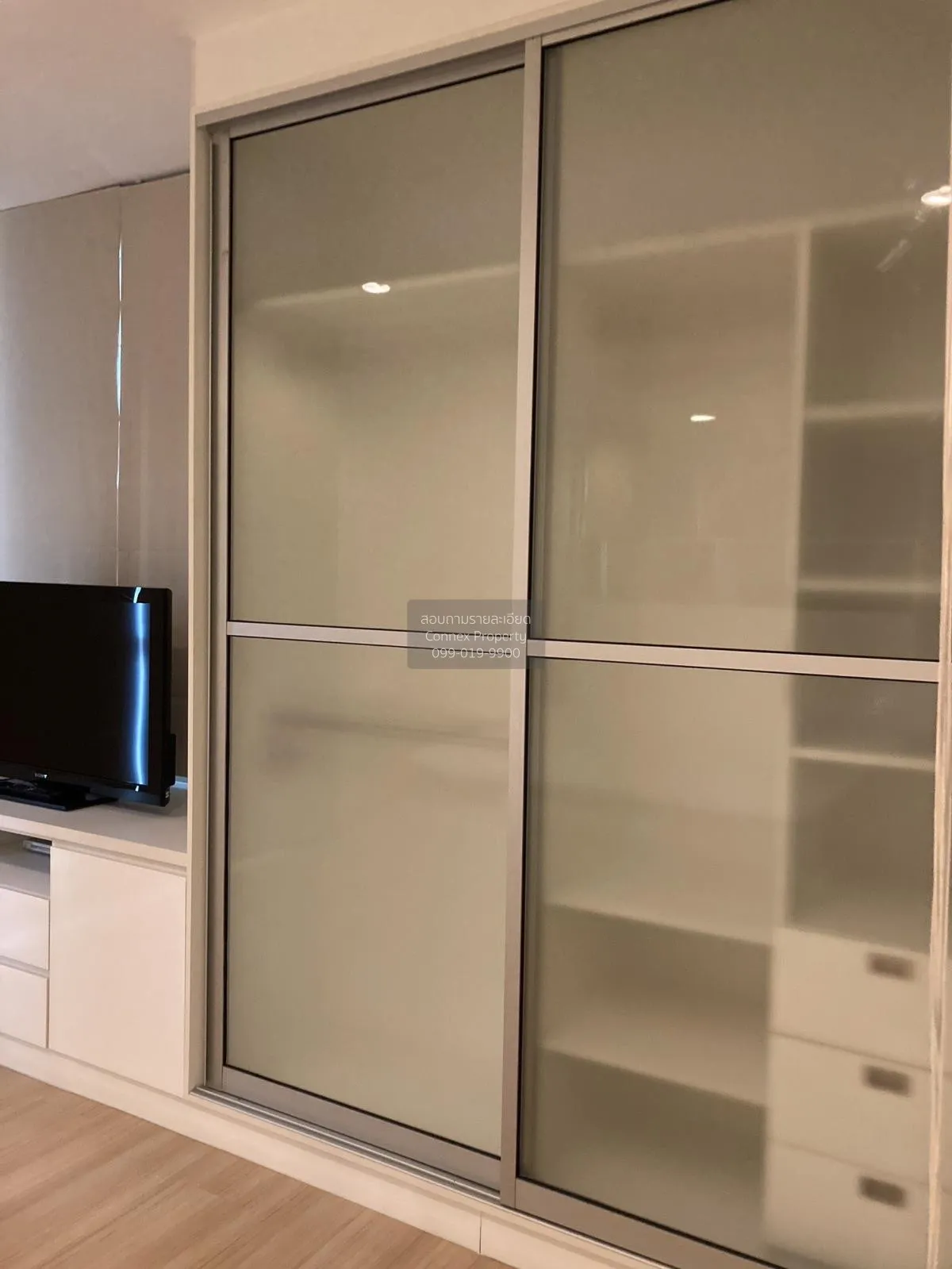 FOR RENT condo , Life @ Sathorn 10 , BTS-Chong Nonsi , Silom , Ba