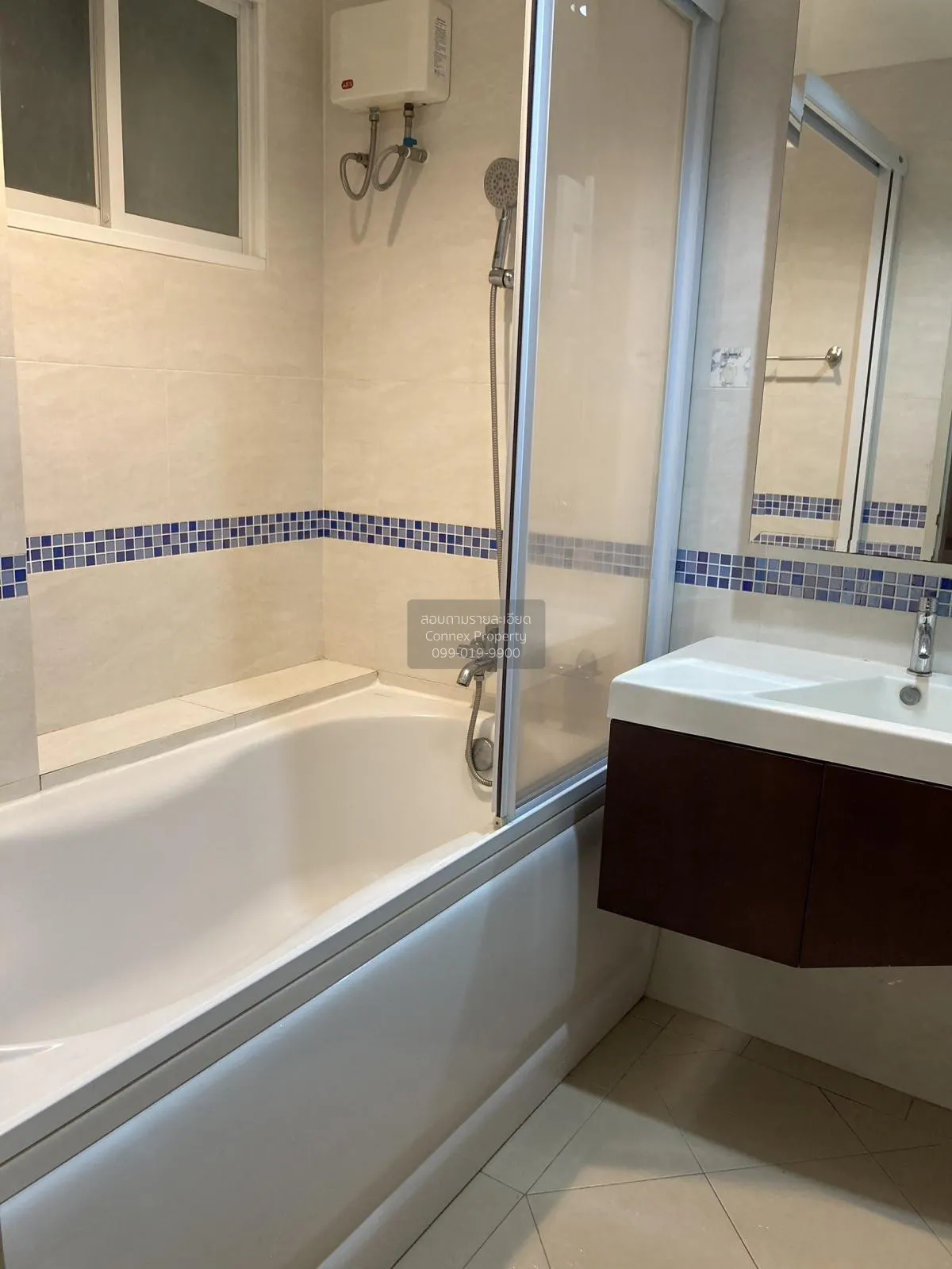 FOR RENT condo , Life @ Sathorn 10 , BTS-Chong Nonsi , Silom , Ba