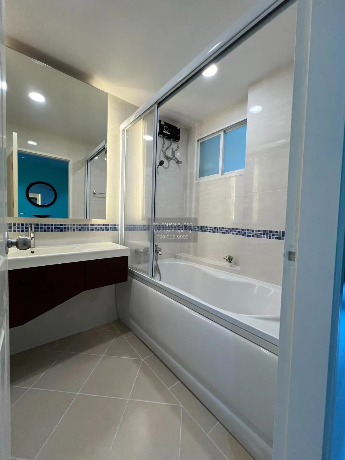 FOR RENT condo , Life @ Sathorn 10 , BTS-Chong Nonsi , Silom , Ba