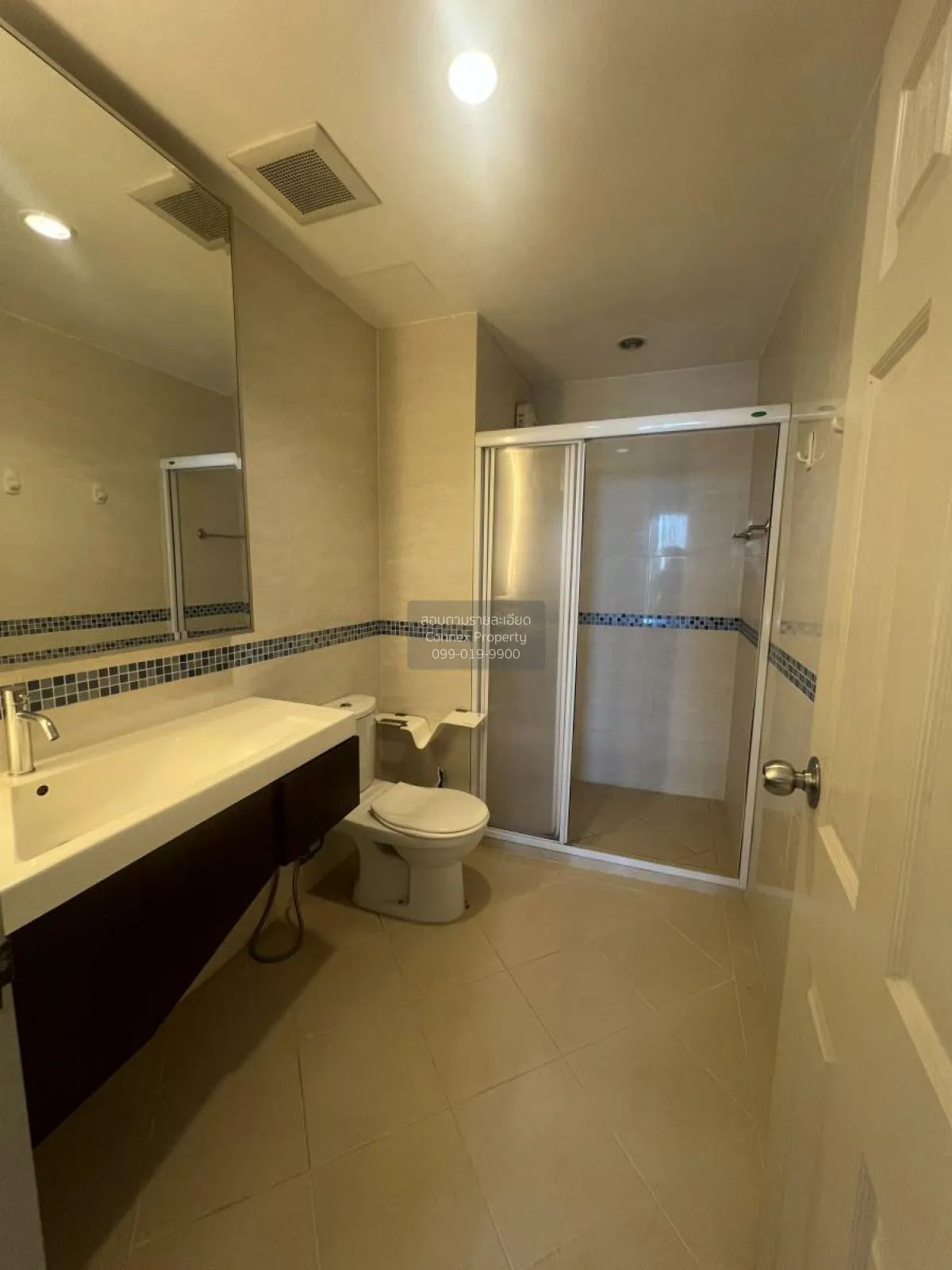 เช่าคอนโด  ไลฟ์ แอท สาทร 10 BTS-ช่องนนทรี สีลม เขต บางรัก กรุงเทพ