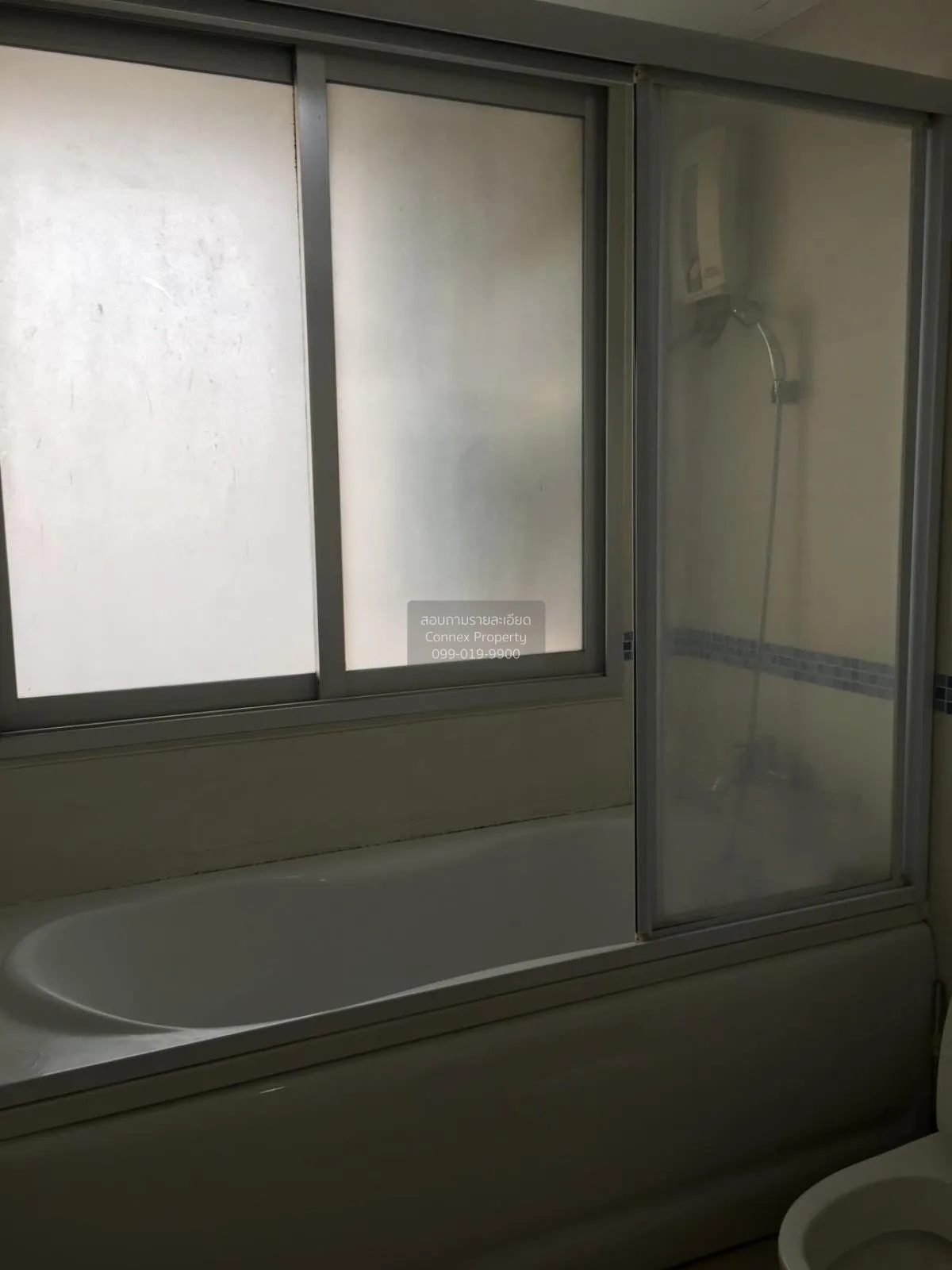 FOR RENT condo , Life @ Sathorn 10 , BTS-Chong Nonsi , Silom , Ba 4