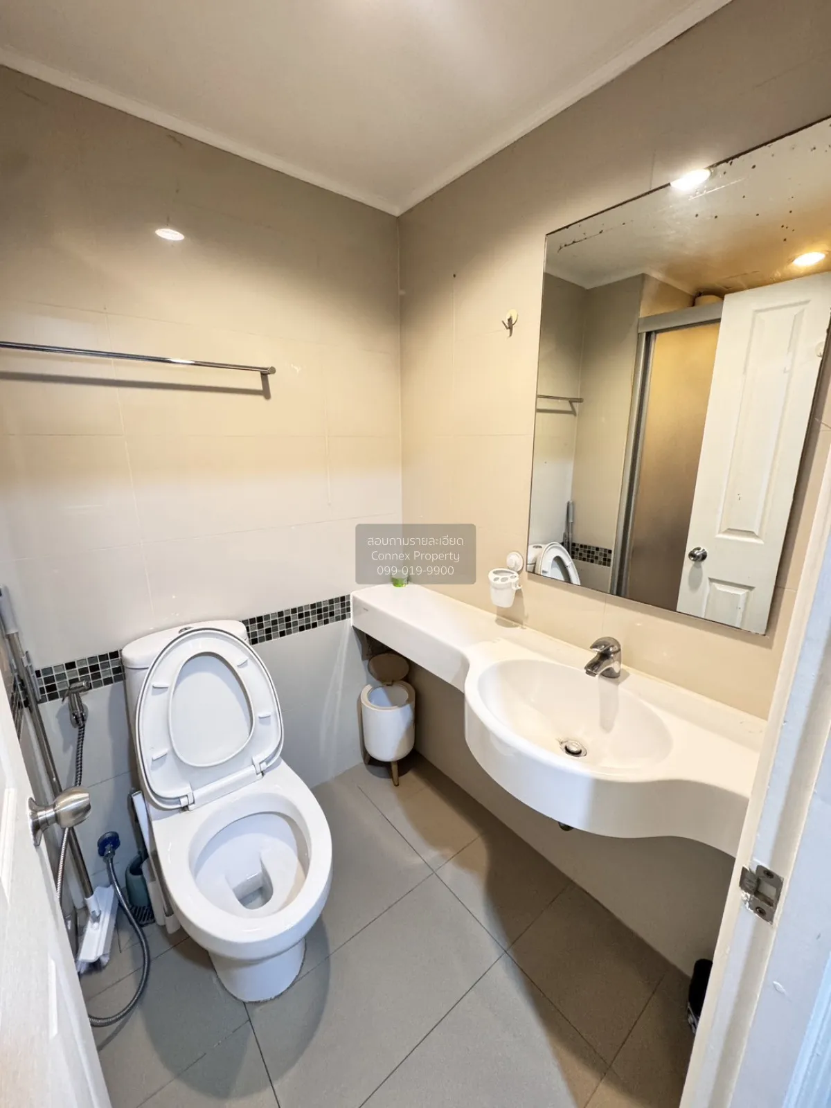 เช่าคอนโด  ลุมพินี พาร์ค ริเวอร์ไซด์ - พระราม 3 บางโพงพาง เขต ยาน