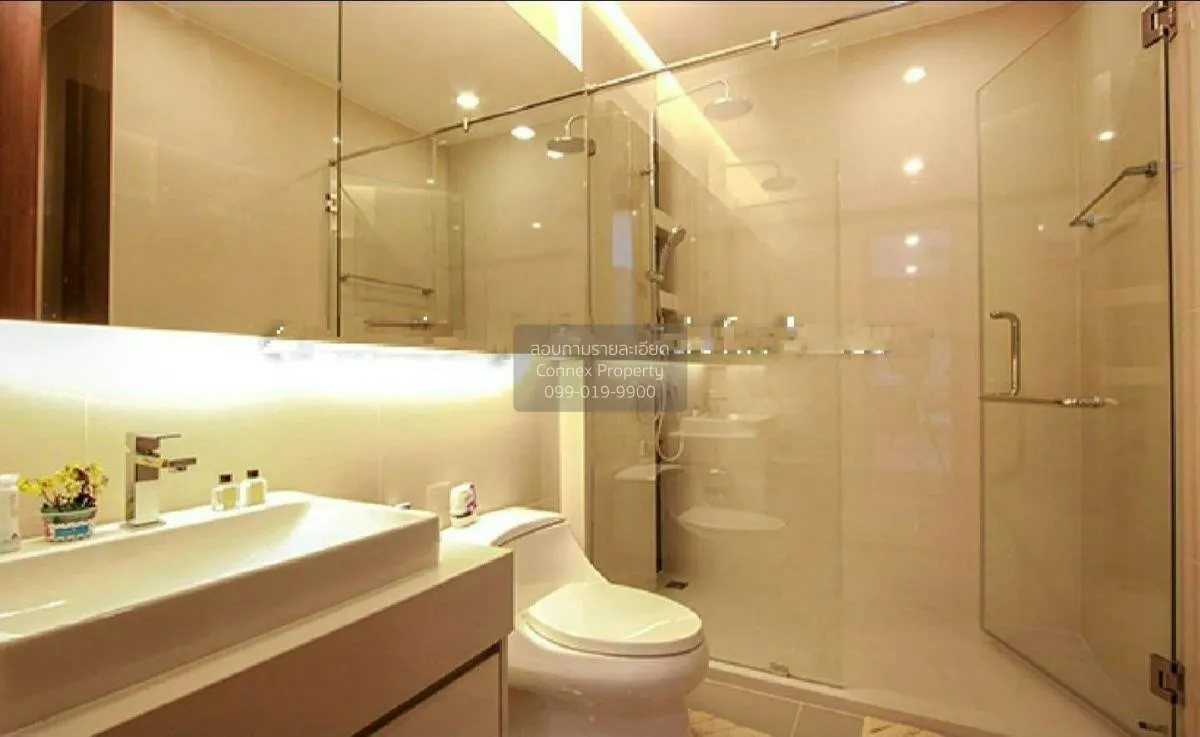 FOR RENT condo , Menam Residences , BTS-Saphan Taksin , Wat Phray
