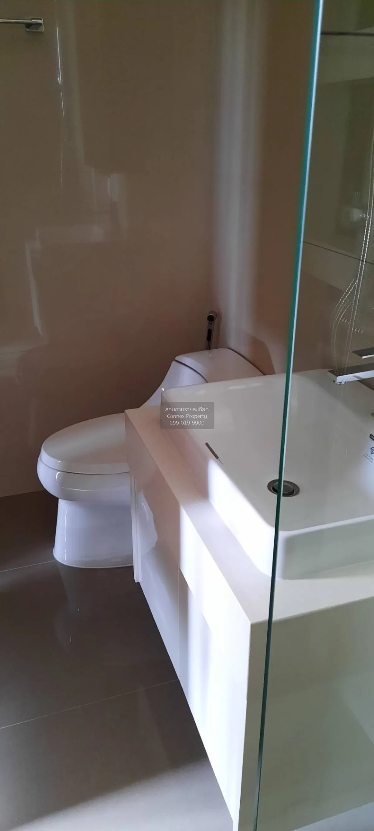 ขายคอนโด  แม่น้ำ เรสซิเดนท์ BTS-สะพานตากสิน วัดพระยาไกร เขต บางคอ 3