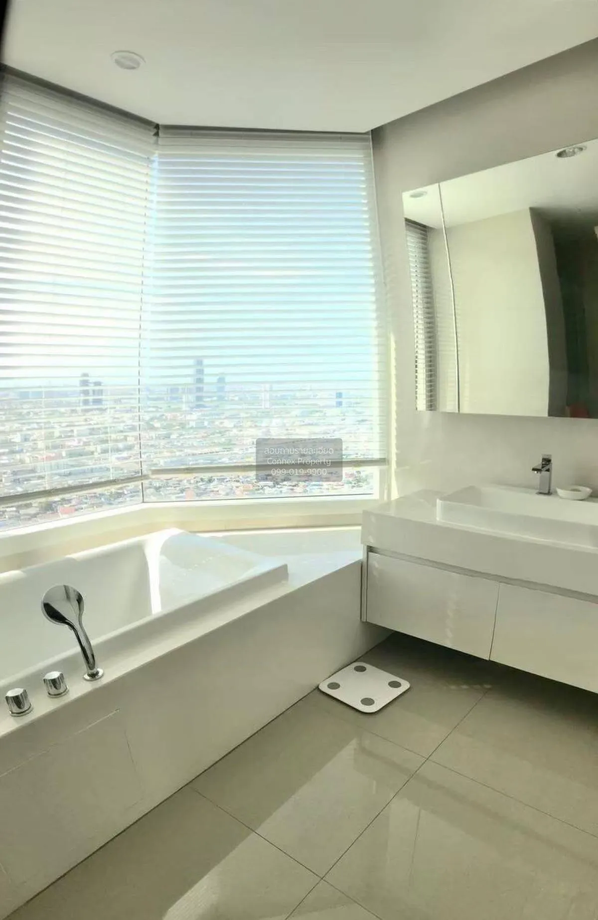 For Sale Condo , Menam Residences , BTS-Saphan Taksin , Wat Phray