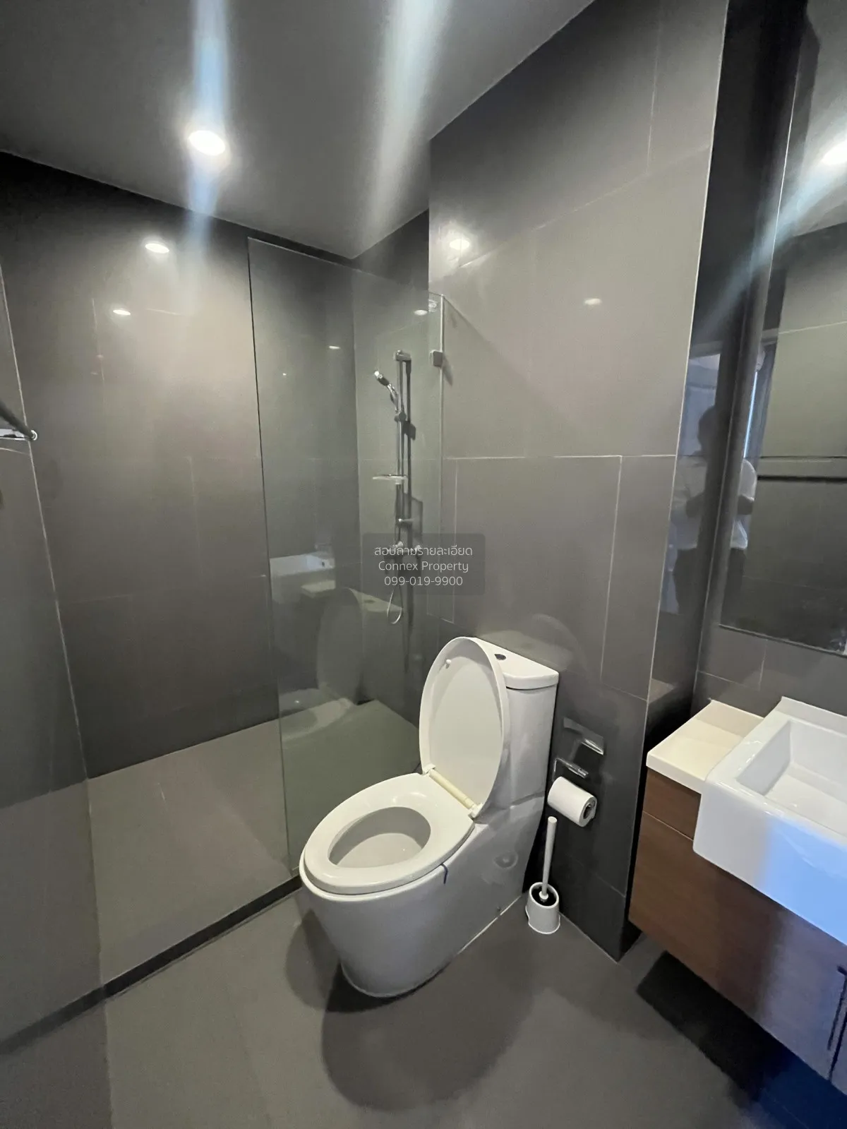 FOR SALE condo , Noble Revo Silom , BTS-Surasak , Silom , Bang Ra