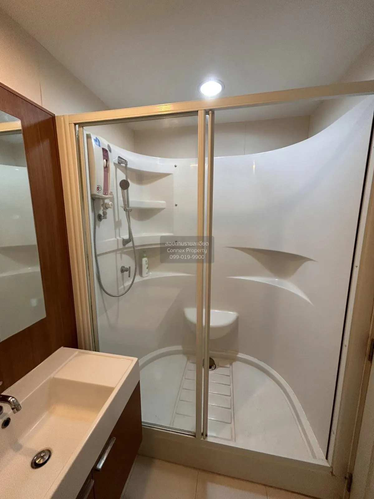 FOR RENT condo , Q House Sathorn , BTS-Krung Thon Buri , Khlong T