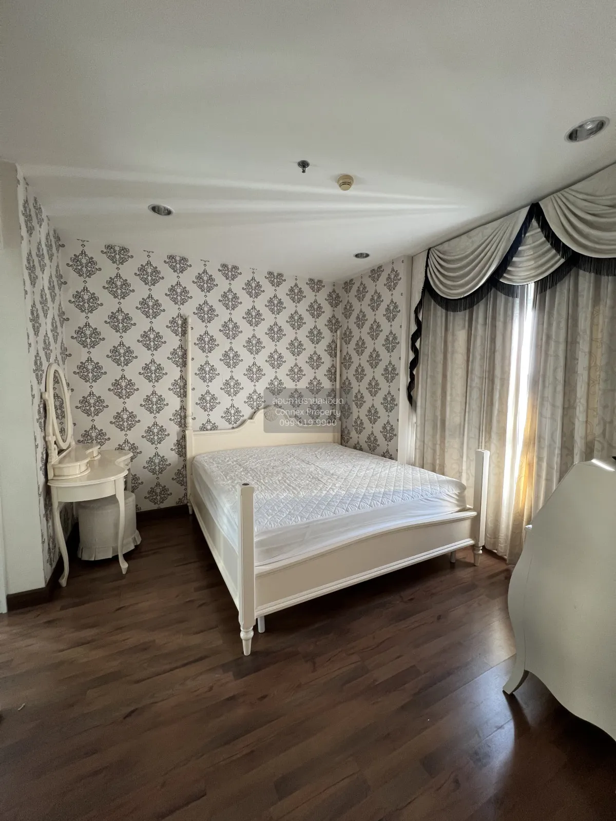 FOR RENT condo , Q House Sathorn , BTS-Krung Thon Buri , Khlong T 4