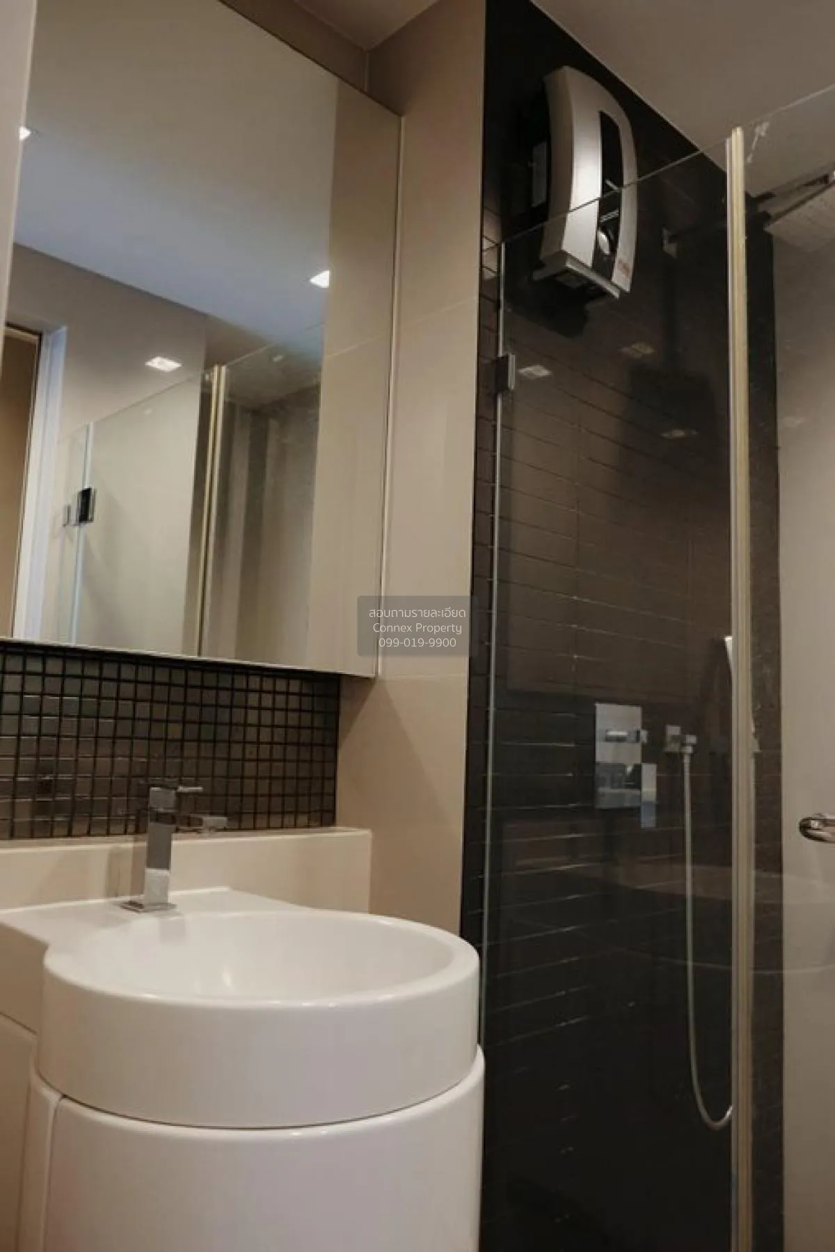 เช่าคอนโด  ริทึ่ม สาทร BTS-สะพานตากสิน ทุ่งมหาเมฆ เขต สาทร กรุงเท