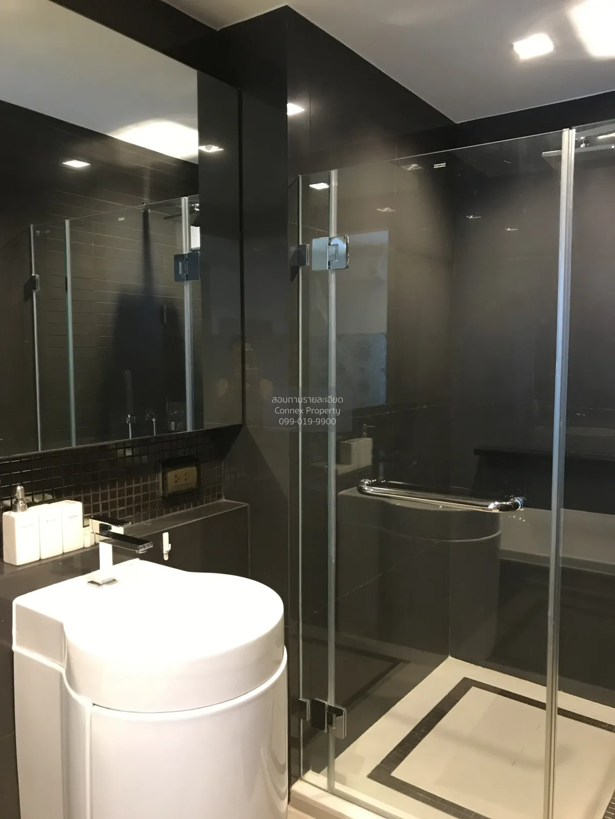 เช่าคอนโด  ริทึ่ม สาทร BTS-สะพานตากสิน ทุ่งมหาเมฆ เขต สาทร กรุงเท