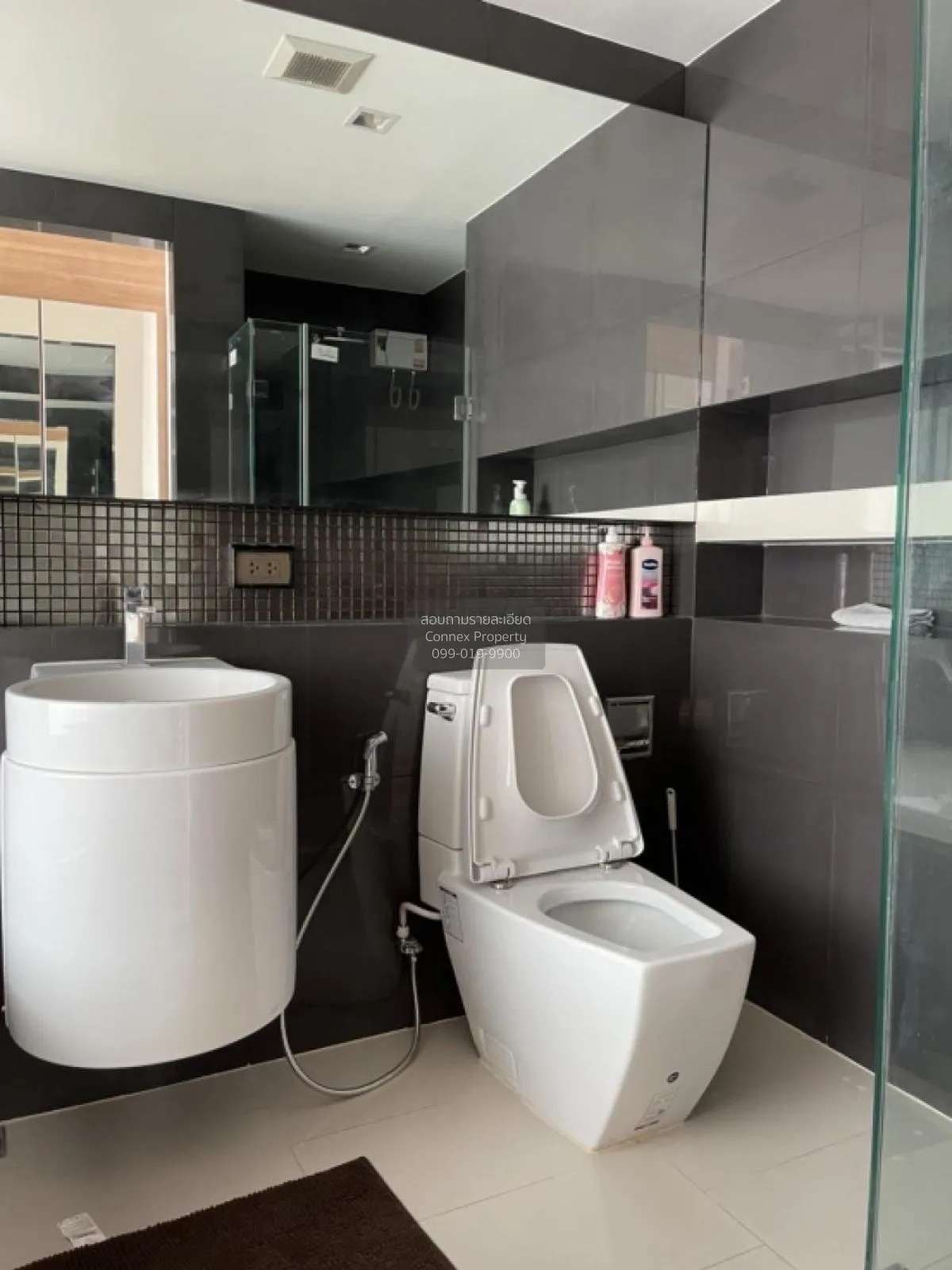 ขายคอนโด  ริทึ่ม สาทร BTS-สะพานตากสิน ทุ่งมหาเมฆ เขต สาทร กรุงเทพ