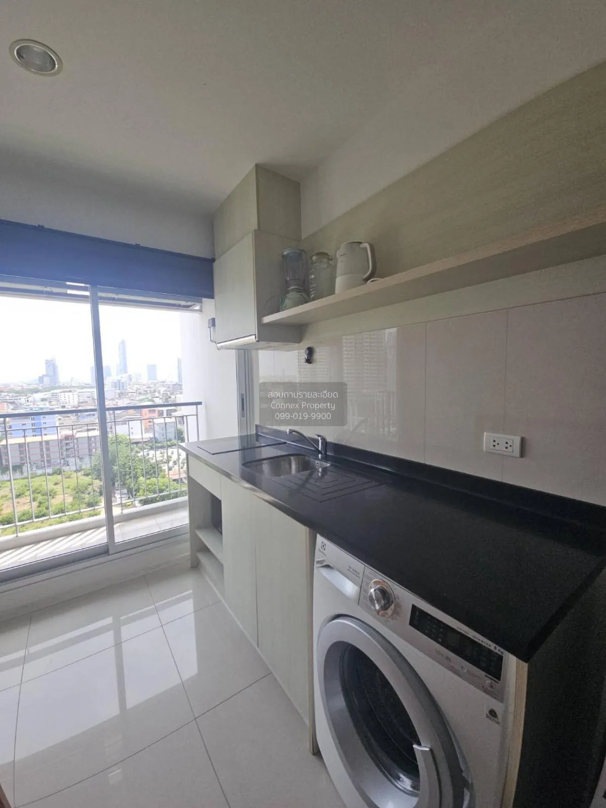 FOR RENT condo , RHYTHM Sathorn-Narathiwas , BTS-Chong Nonsi , Th 4