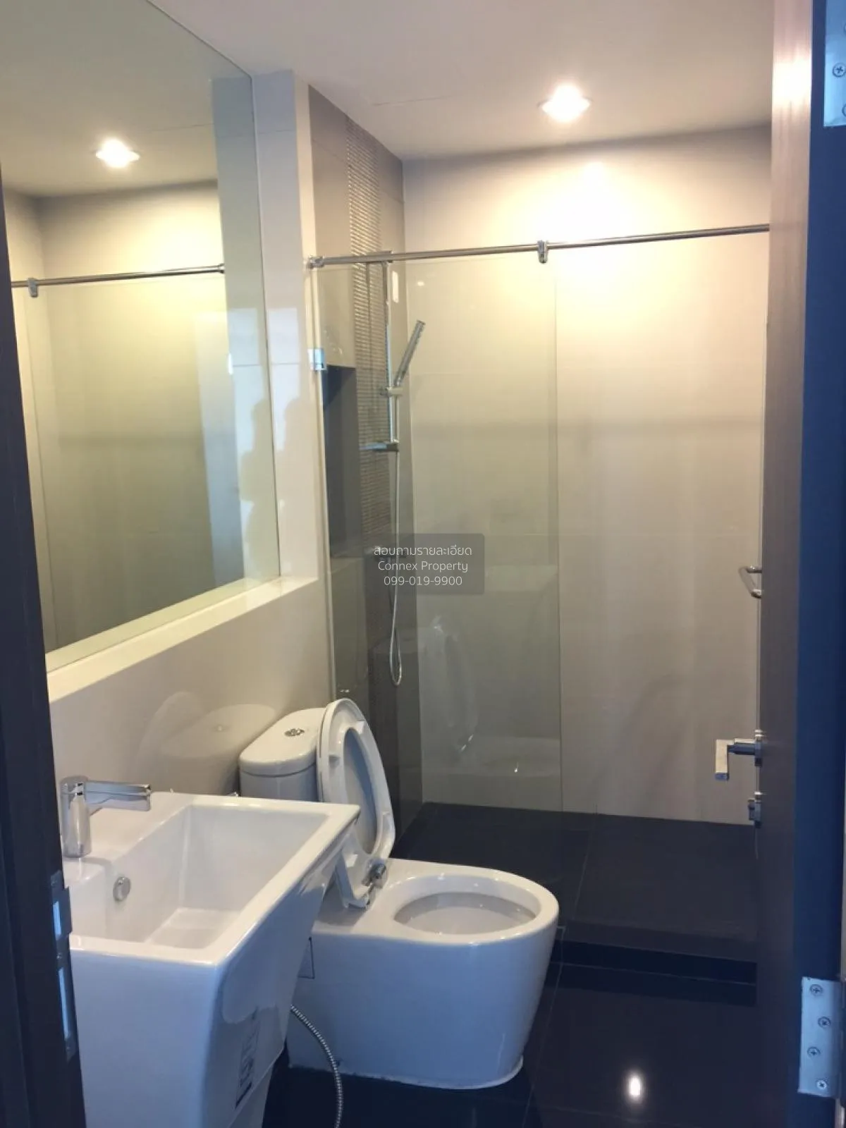 FOR RENT condo , RHYTHM Sathorn-Narathiwas , BTS-Chong Nonsi , Th