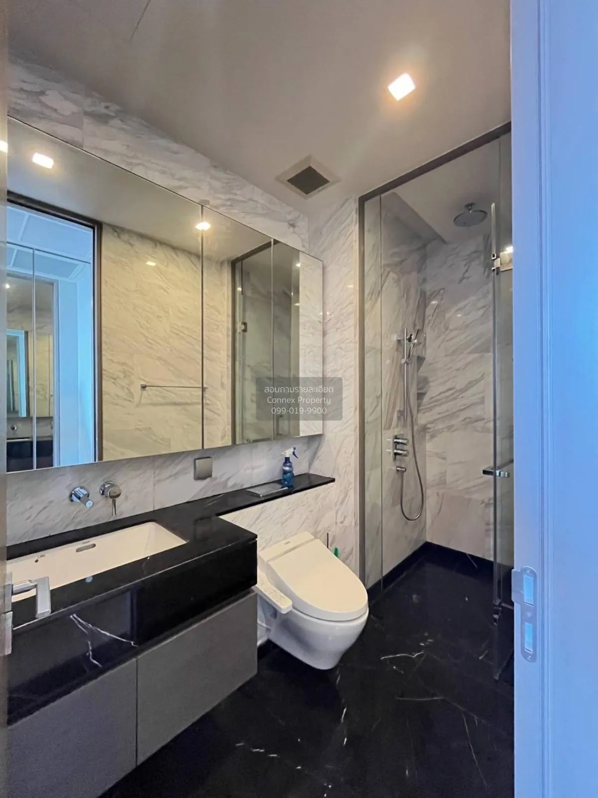 FOR RENT condo , Saladaeng One , BTS-Sala Daeng , Silom , Bang Ra