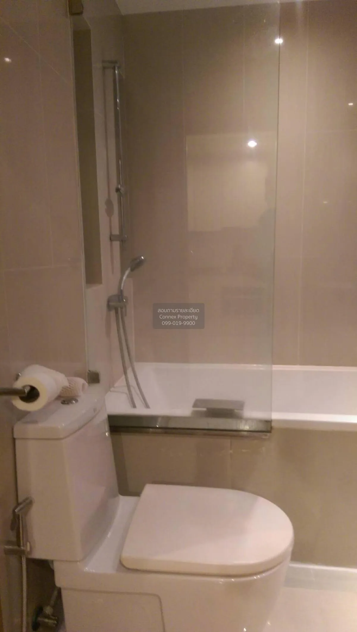 เช่าคอนโด  สาธร การ์เด้นส์ MRT-ลุมพินี ทุ่งมหาเมฆ เขต สาทร กรุงเท