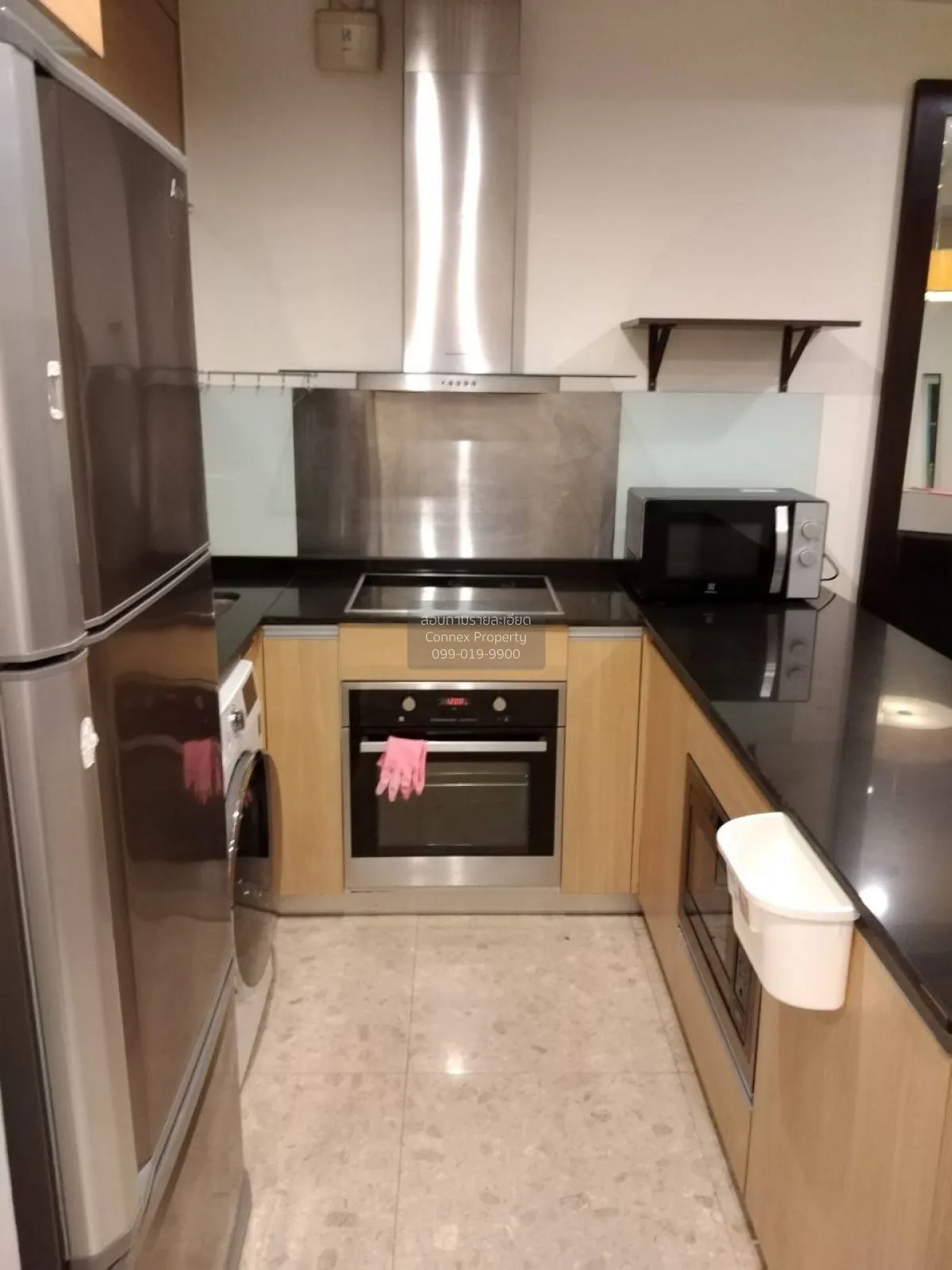 เช่าคอนโด  สาธร การ์เด้นส์ MRT-ลุมพินี ทุ่งมหาเมฆ เขต สาทร กรุงเท