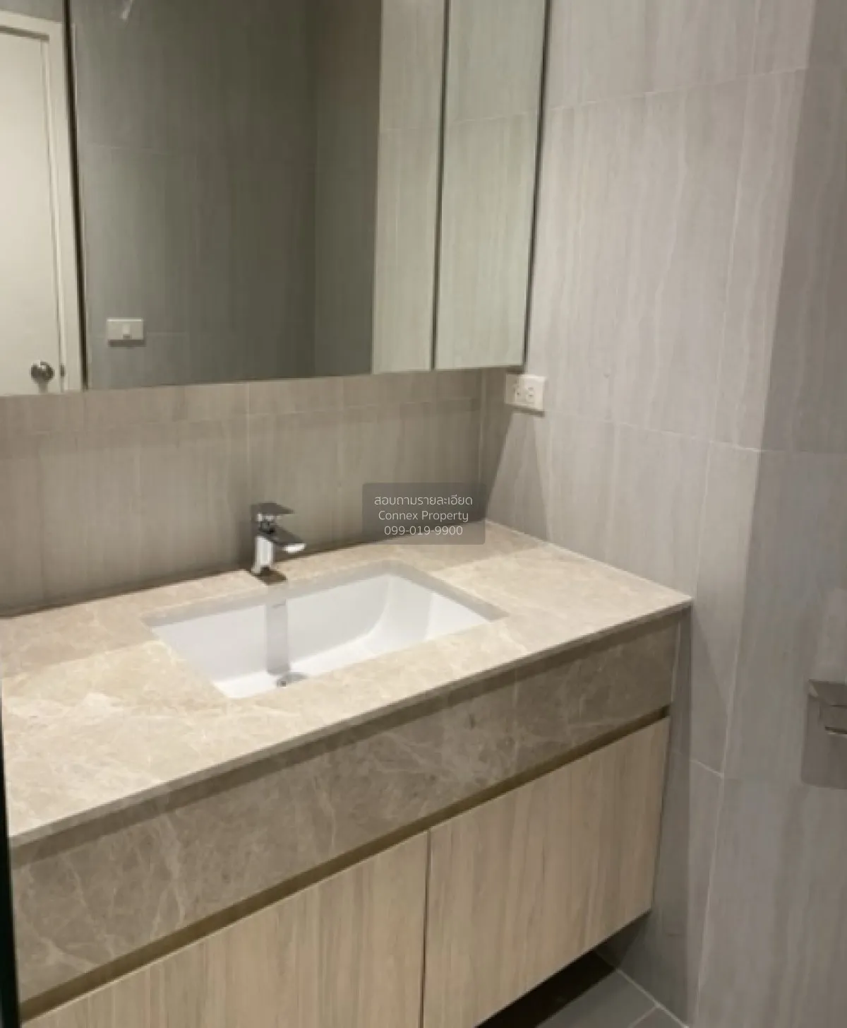 เช่าคอนโด  สีลม แกรนด์ เทอเรส BTS-ศาลาแดง สีลม เขต บางรัก กรุงเทพ