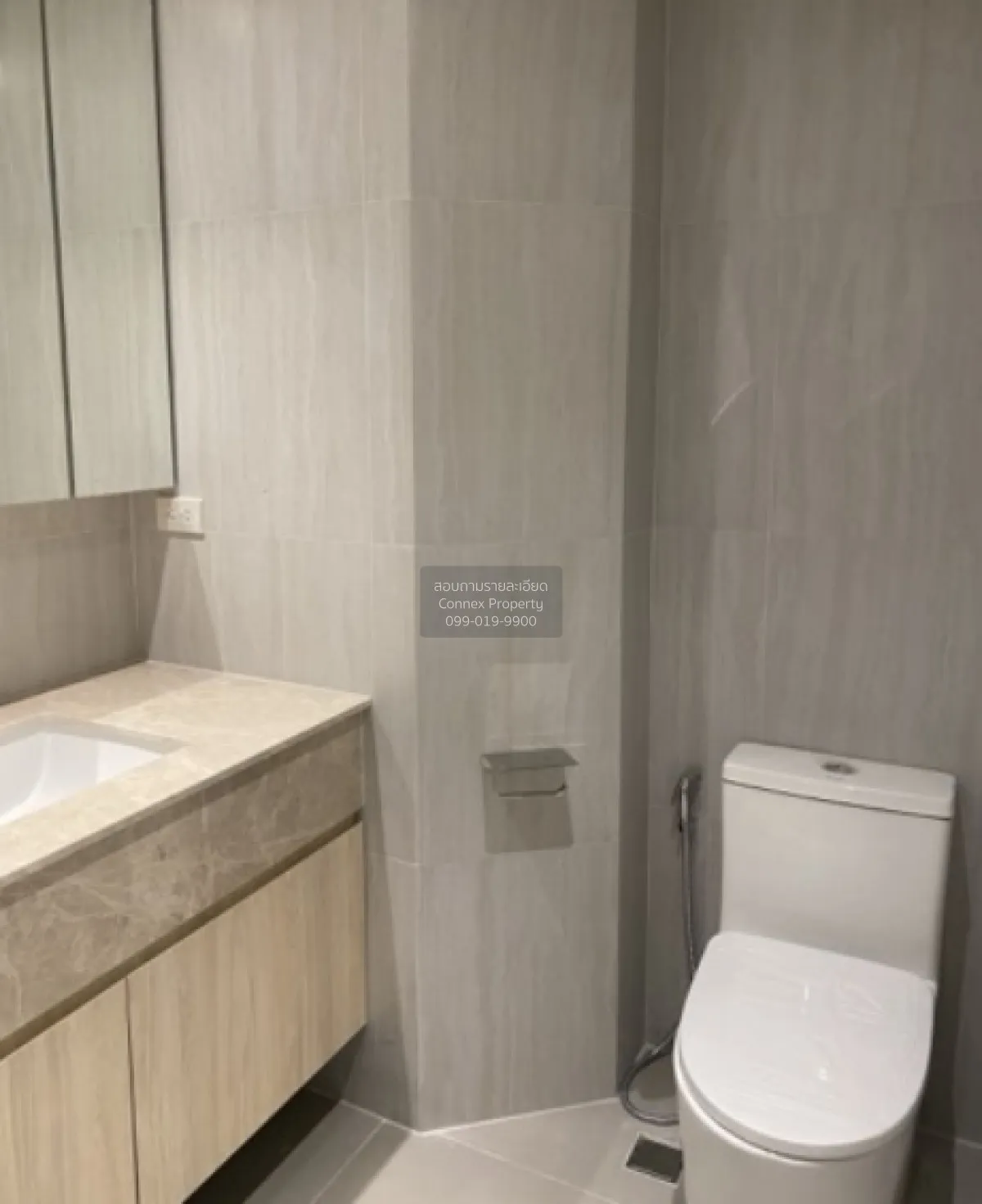 เช่าคอนโด  สีลม แกรนด์ เทอเรส BTS-ศาลาแดง สีลม เขต บางรัก กรุงเทพ